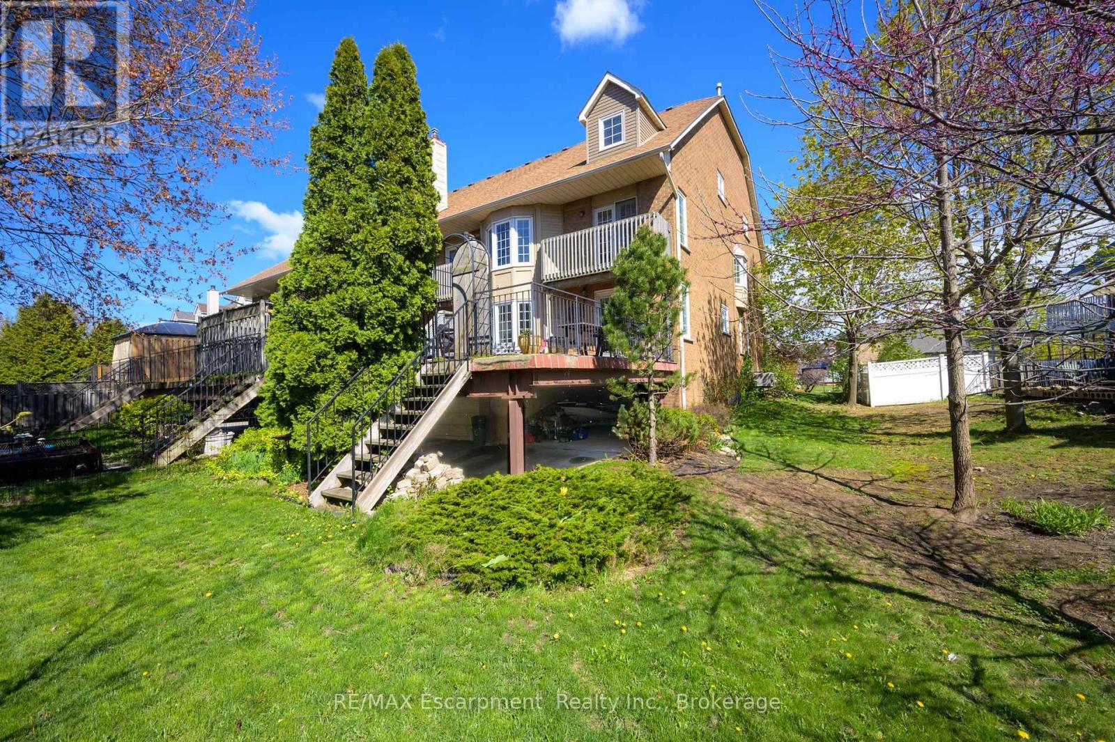 22 Waterford Crescent, Hamilton, Ontario  L8E 4Z9 - Photo 33 - X12165765