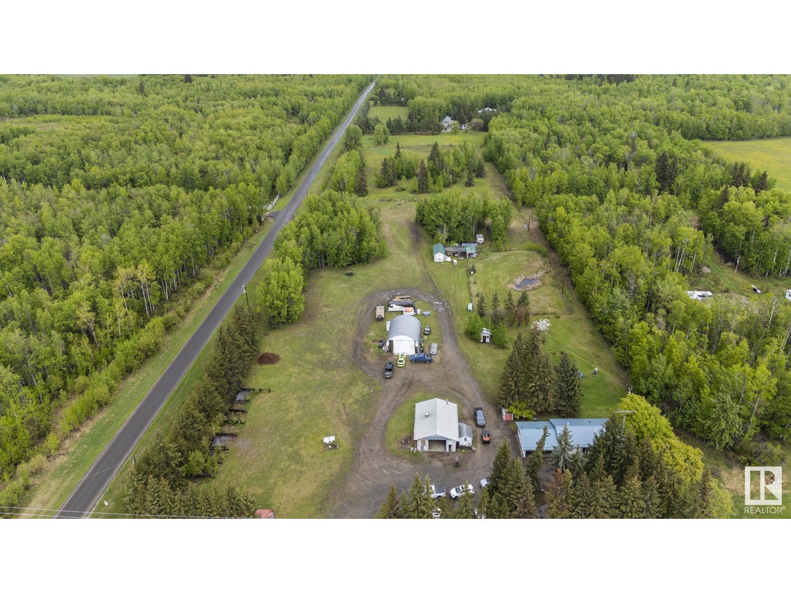 5432 Highway 16 (Hwy), Rural Parkland County, Alberta  T0E 0W0 - Photo 4 - E4437813