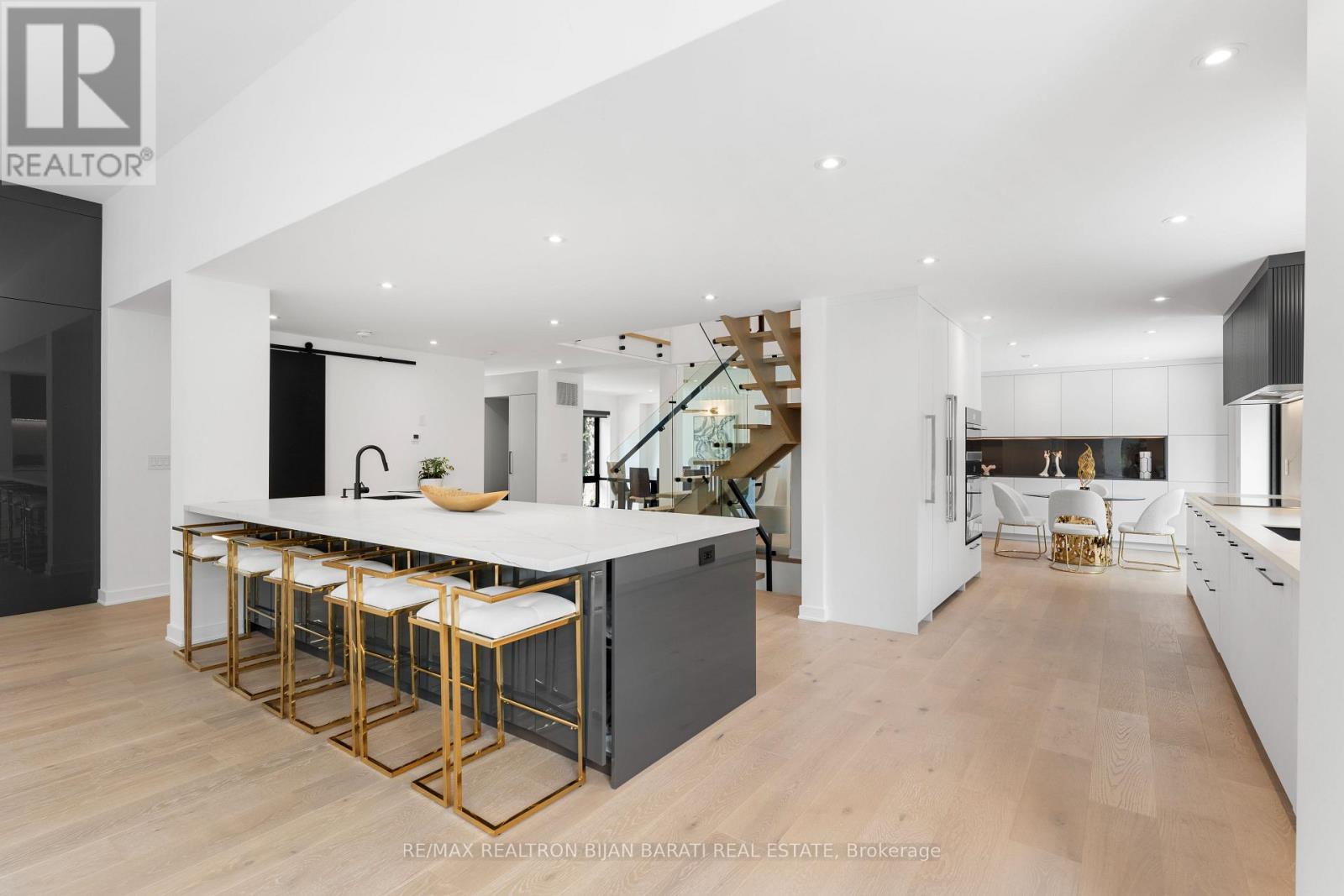 38 Woodthrush Court, Toronto (Bayview Village), Ontario  M2K 2B1 - Photo 11 - C12165572