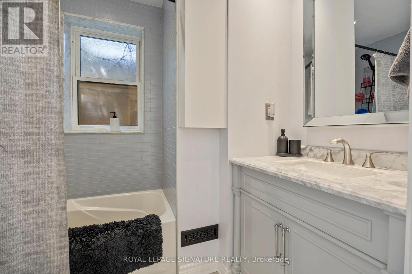 41 Bright Street, Toronto, Ontario  M5A 3H5 - Photo 23 - C12165592