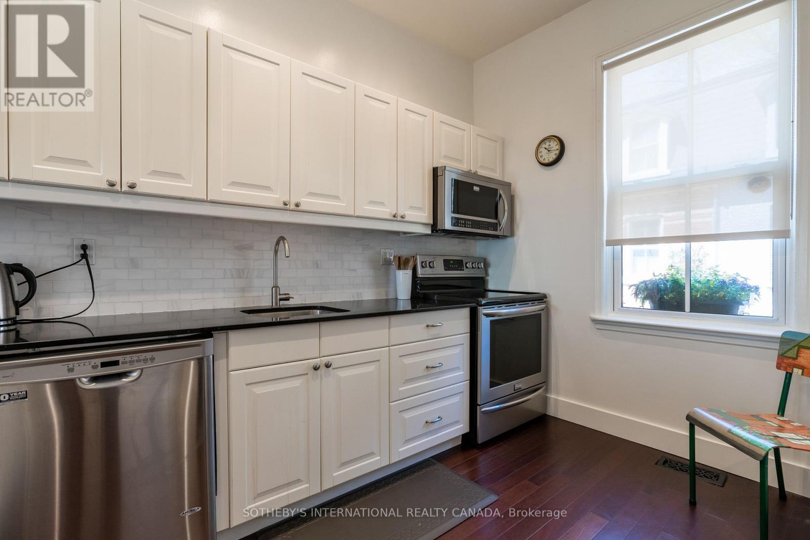 15 Alpha Avenue, Toronto, Ontario  M4X 1J2 - Photo 3 - C12165611