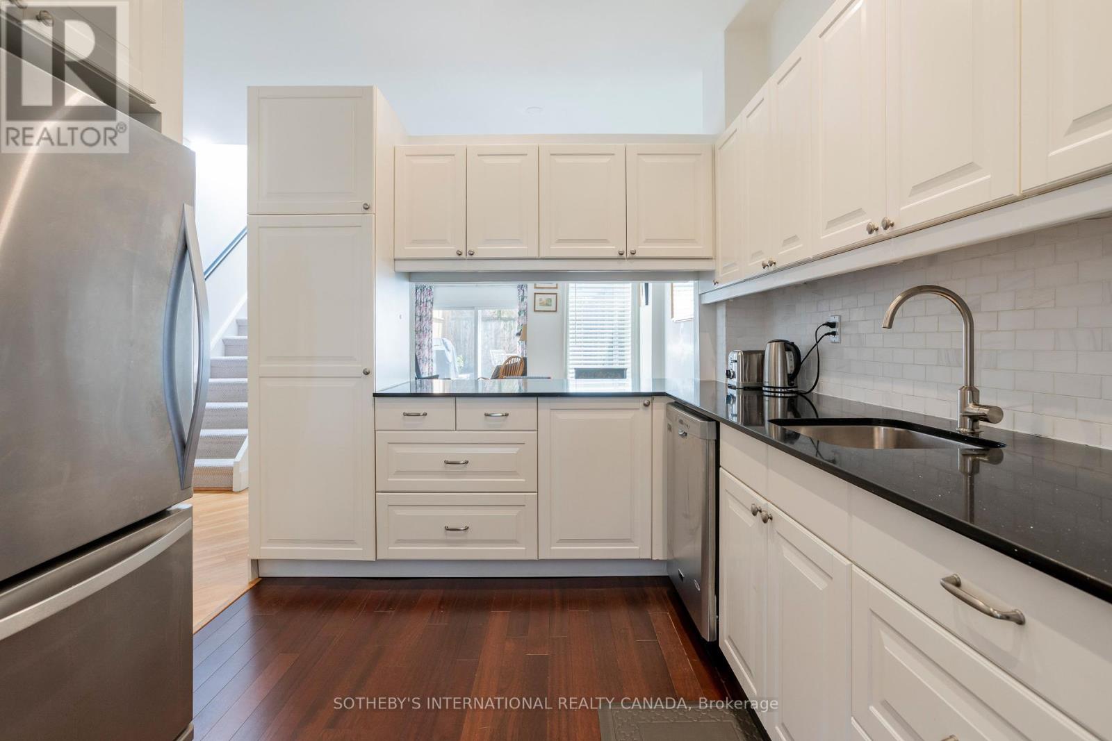 15 Alpha Avenue, Toronto, Ontario  M4X 1J2 - Photo 4 - C12165611