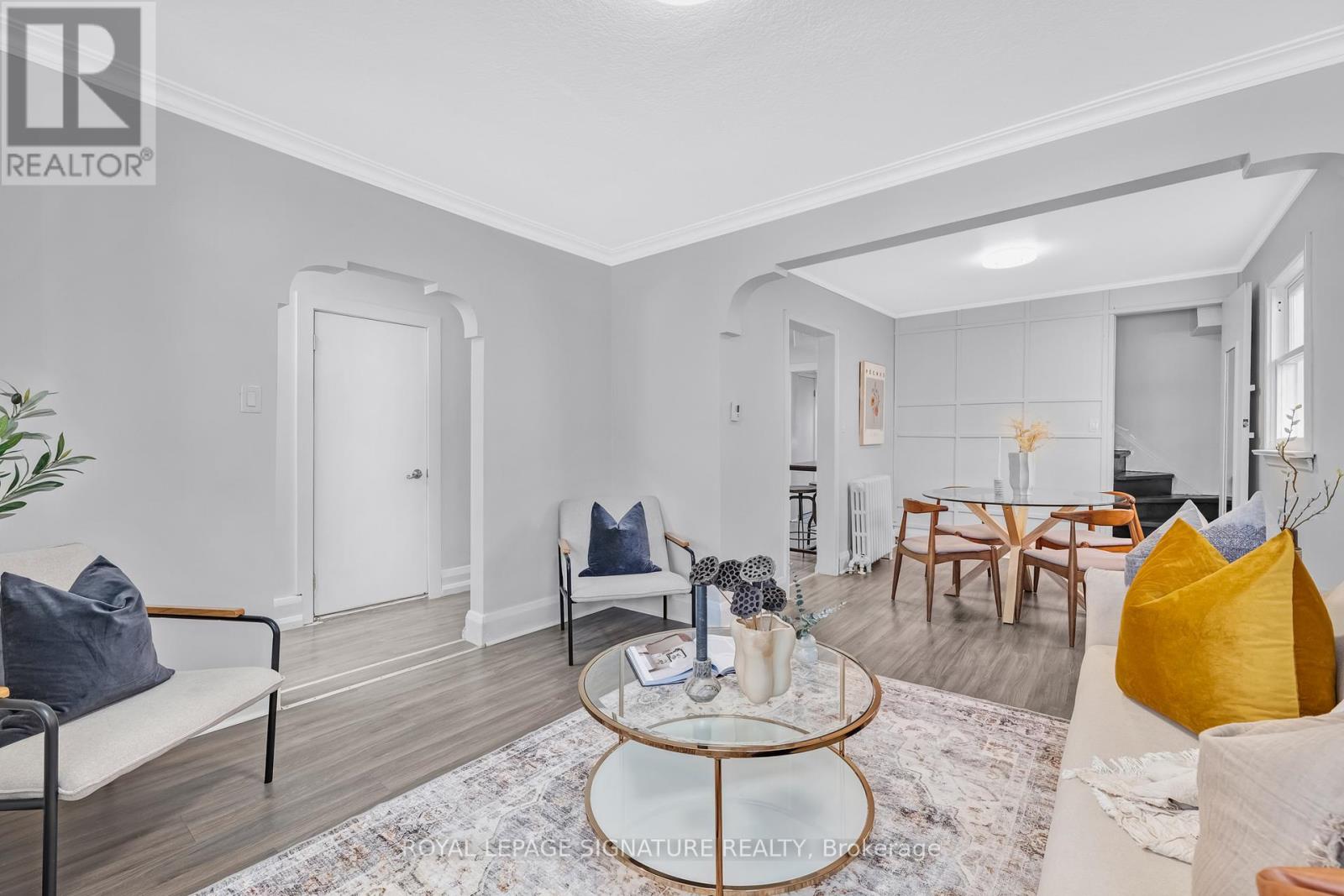 494 Northcliffe Boulevard, Toronto, Ontario  M6E 3L5 - Photo 4 - C12165708