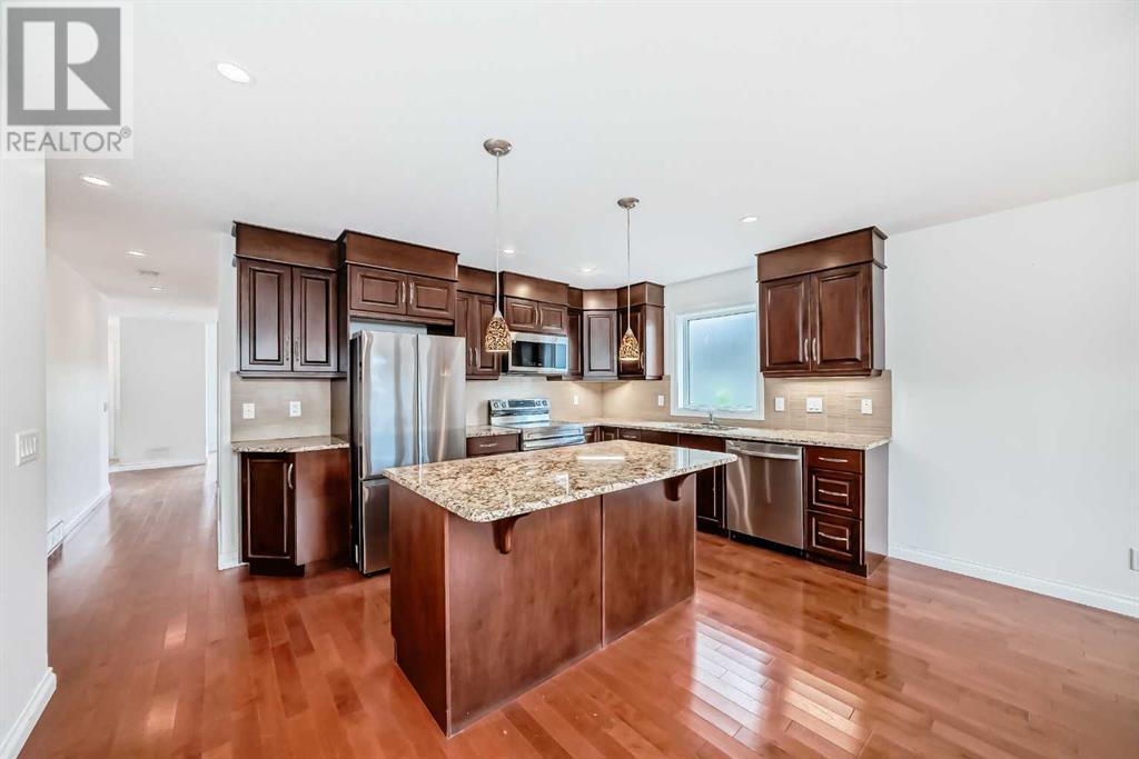Property at 426 7A Street NE image 5