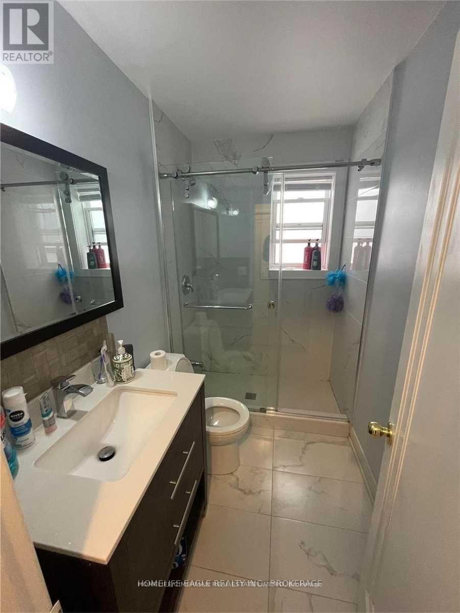 Main - 28 Wolverton Avenue, Toronto, Ontario  M4J 3H8 - Photo 4 - E12165746