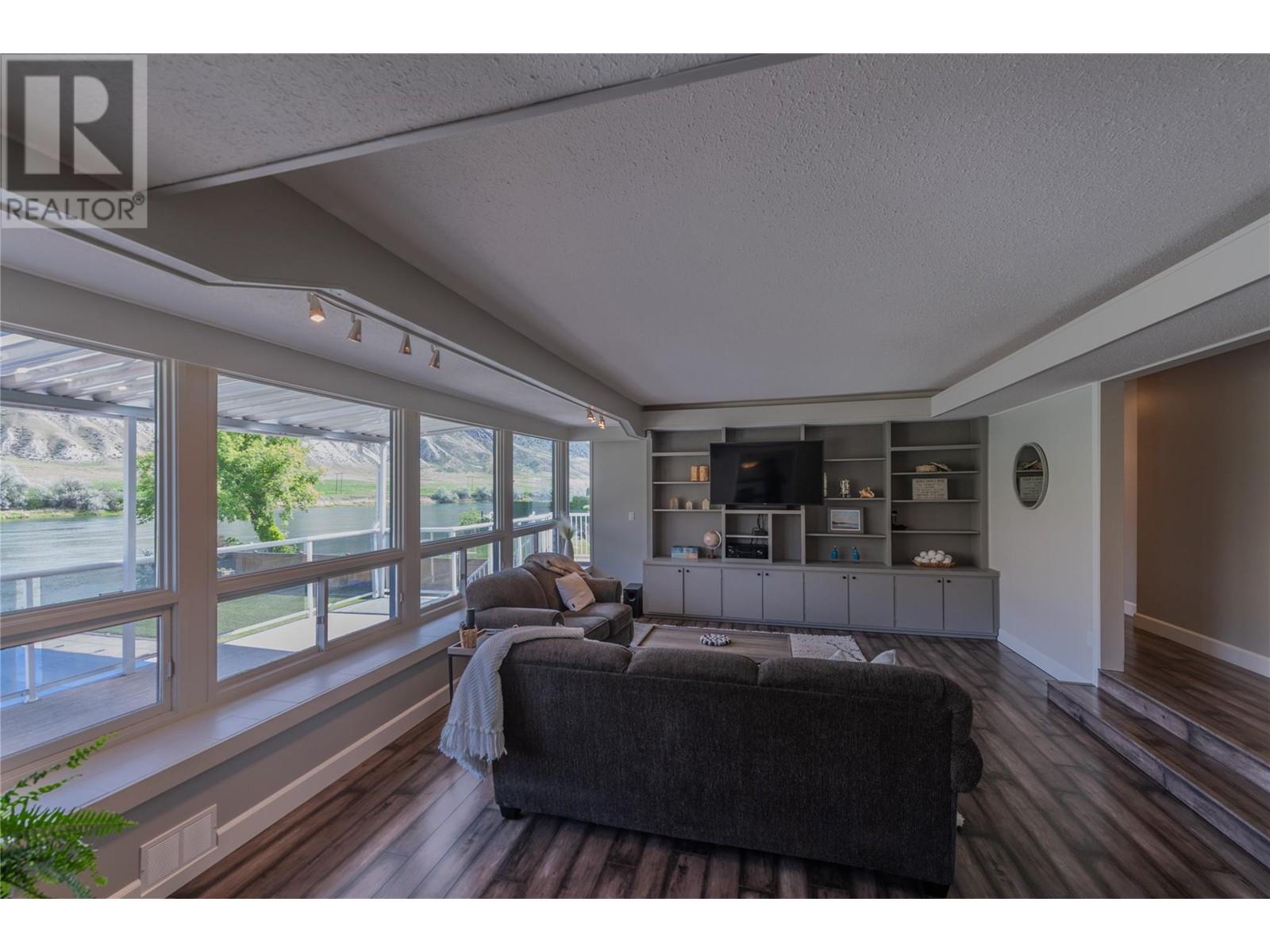 6506 Chukar Drive, Kamloops, British Columbia  V2C 4T7 - Photo 18 - 10348293