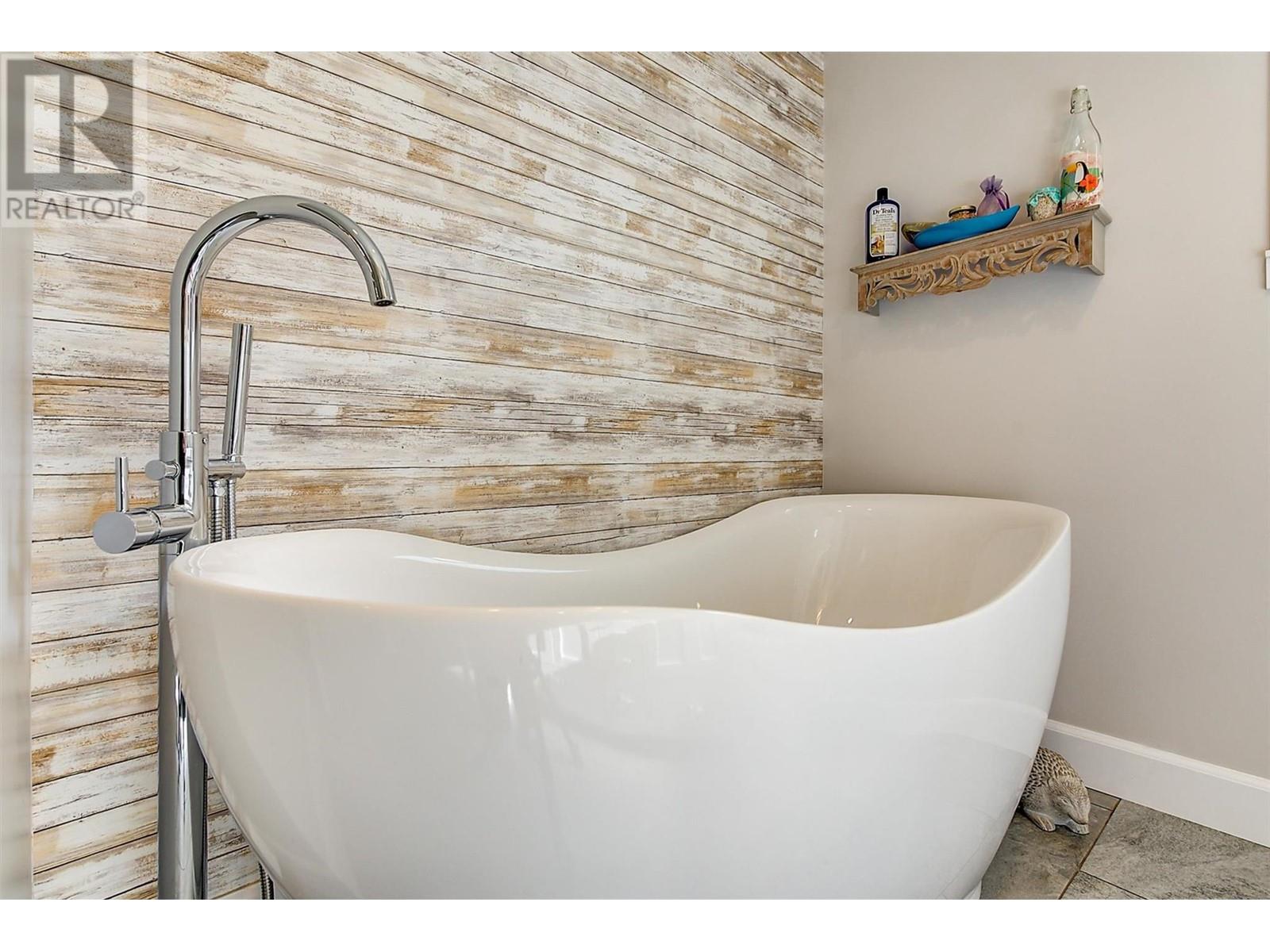 3249 Sundance Drive, West Kelowna, British Columbia  V4T 1S4 - Photo 27 - 10348328