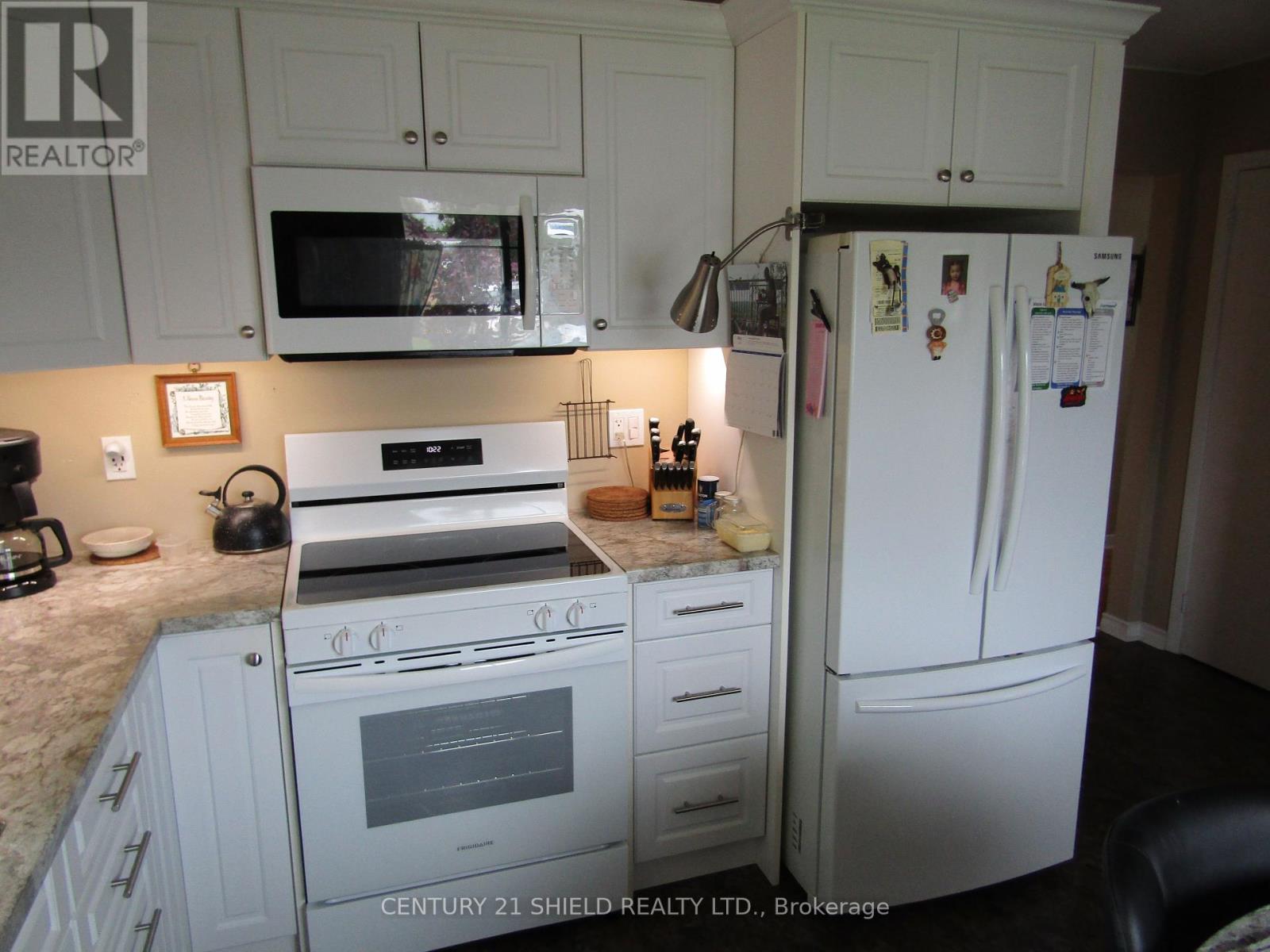 347 Fourteenth Street W, Cornwall, Ontario  K6J 3J4 - Photo 17 - X12165768