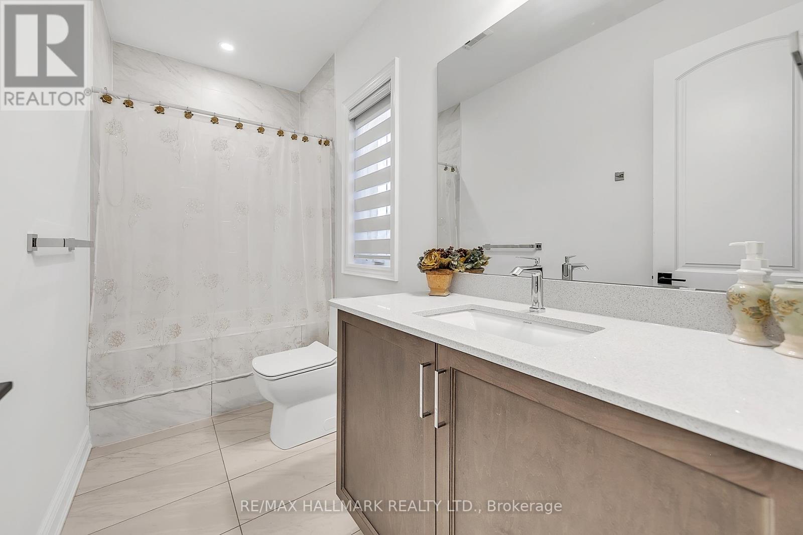 131 Lady Jessica Drive, Vaughan, Ontario  L6A 4Z7 - Photo 34 - N12146462