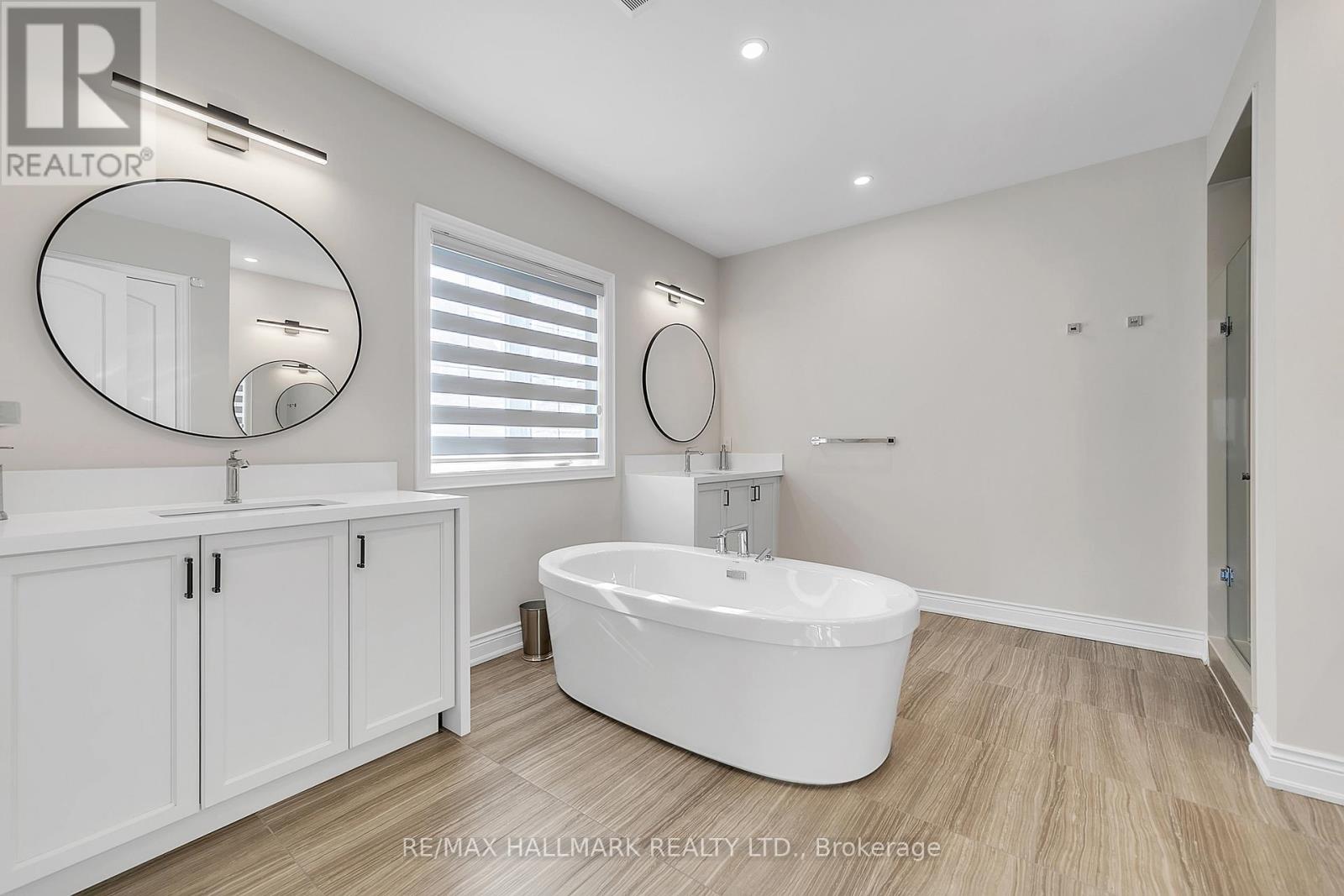 131 Lady Jessica Drive, Vaughan, Ontario  L6A 4Z7 - Photo 36 - N12146462