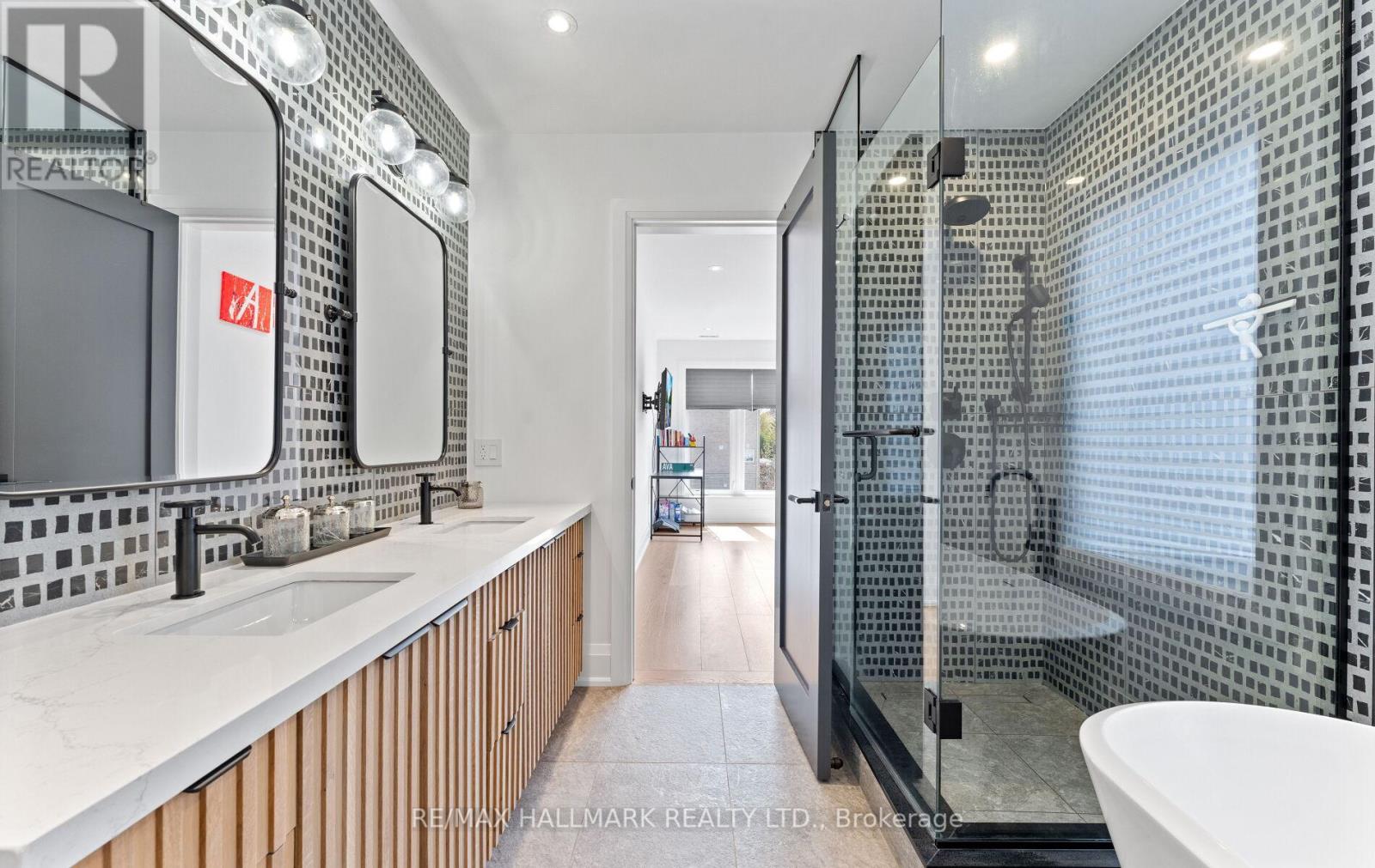 88 Cosford Street, Aurora, Ontario  L4G 0G6 - Photo 29 - N12165631