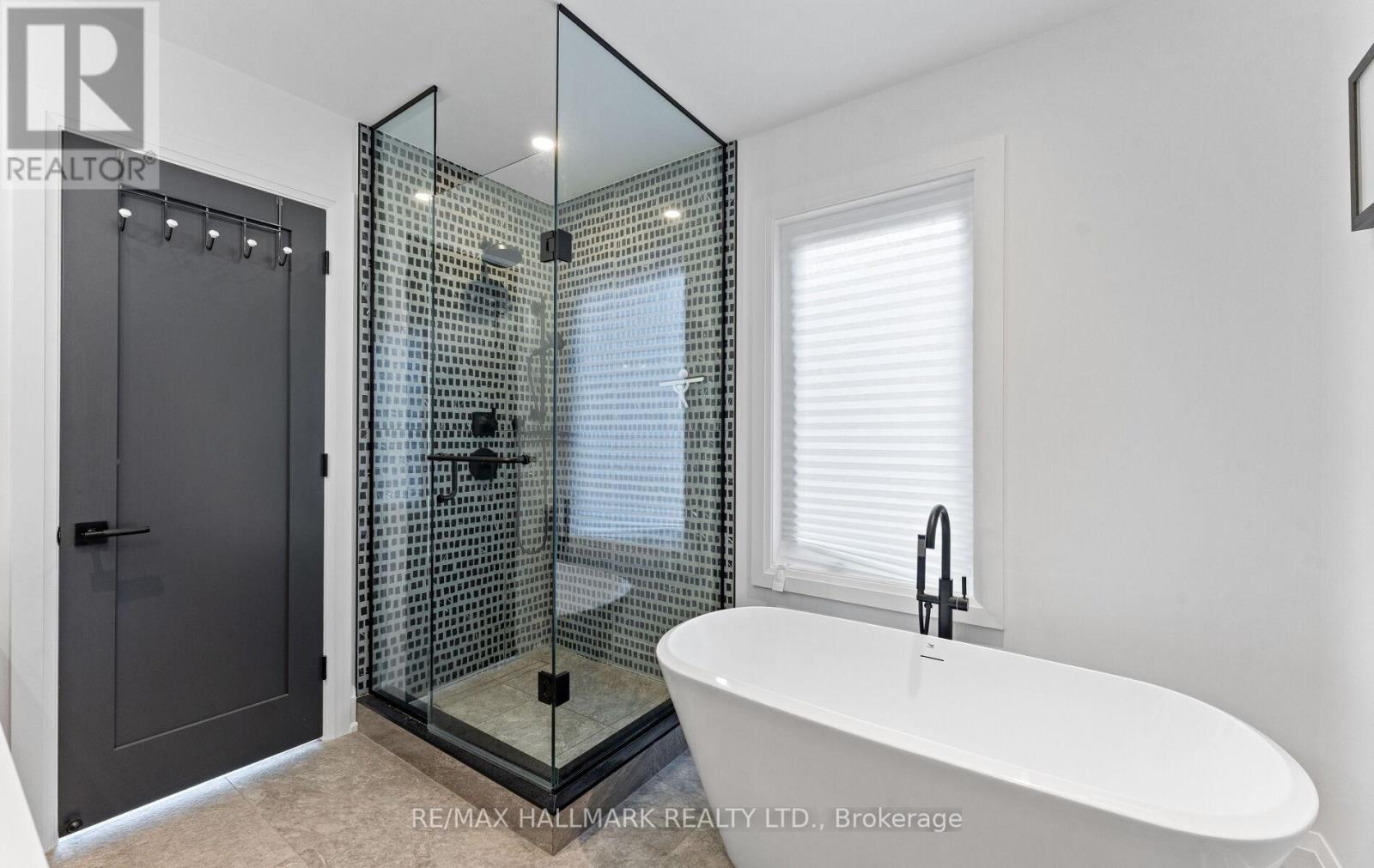 88 Cosford Street, Aurora, Ontario  L4G 0G6 - Photo 31 - N12165631