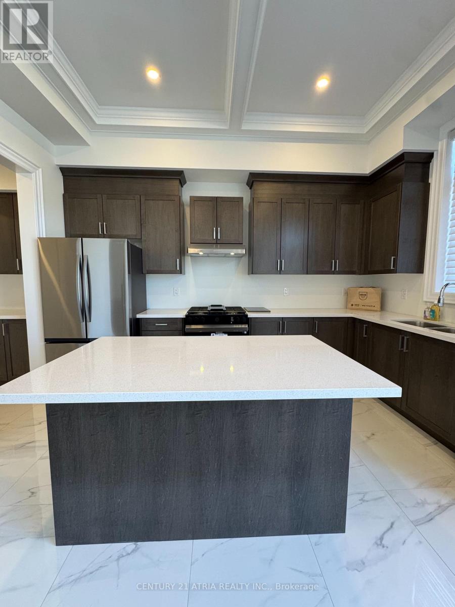 2 Ernest Jones Drive, Markham, Ontario  L6C 3N1 - Photo 2 - N12165734