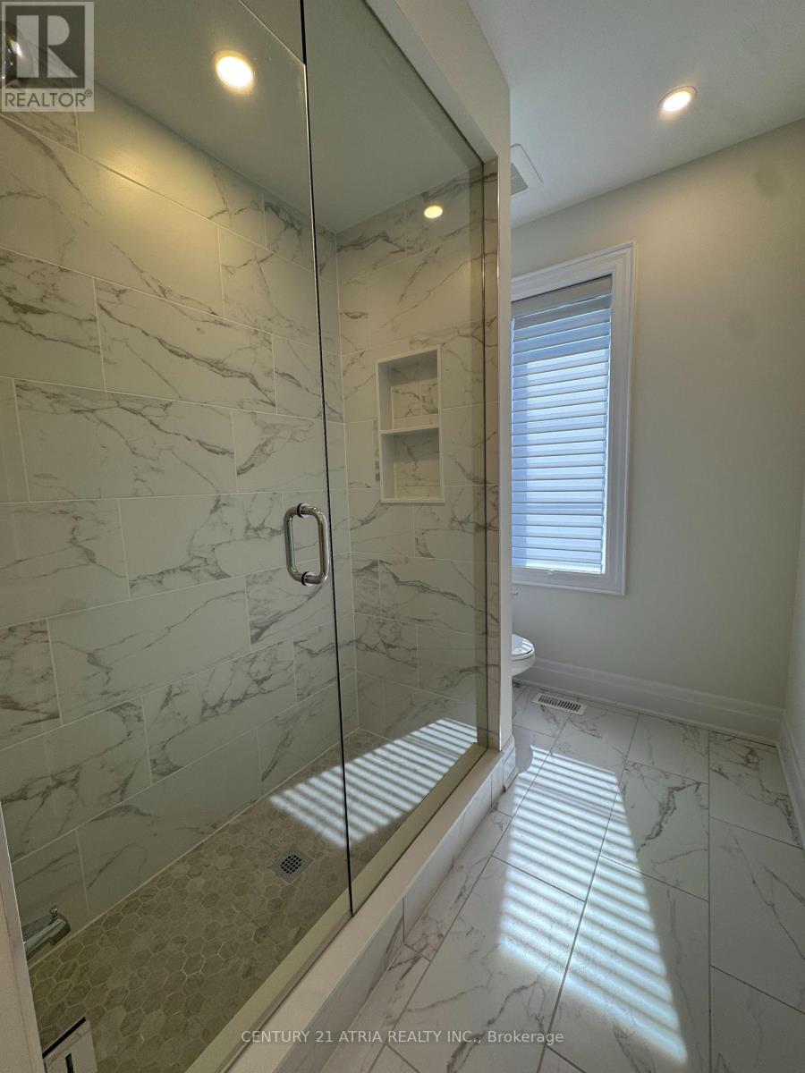 2 Ernest Jones Drive, Markham, Ontario  L6C 3N1 - Photo 31 - N12165734