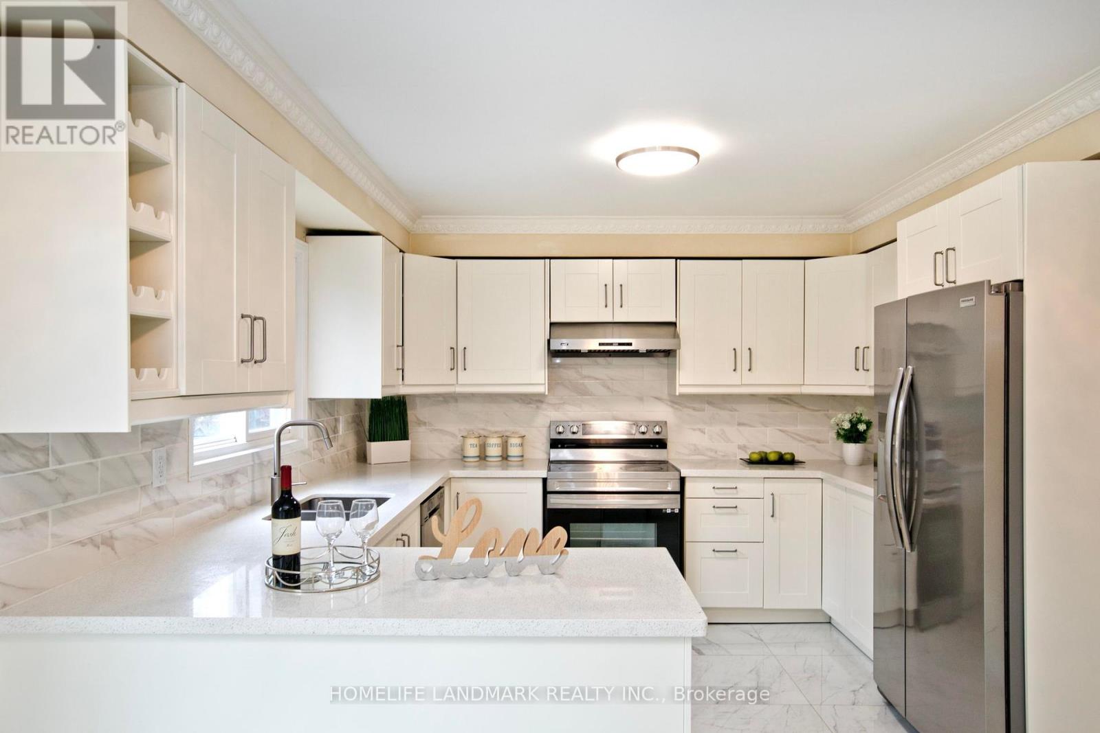 124 Carrington Drive, Richmond Hill, Ontario  L4C 7Y9 - Photo 18 - N12165743