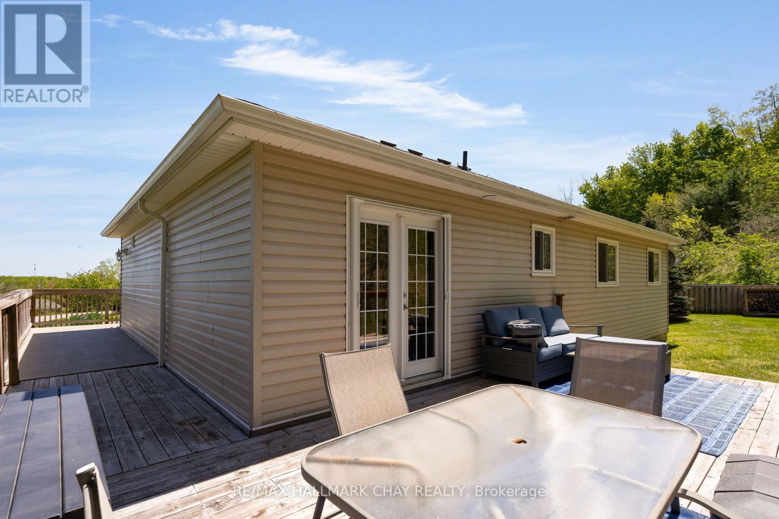 8 Ash Court, Oro-Medonte (Sugarbush), Ontario  L0K 1E0 - Photo 12 - S12165529