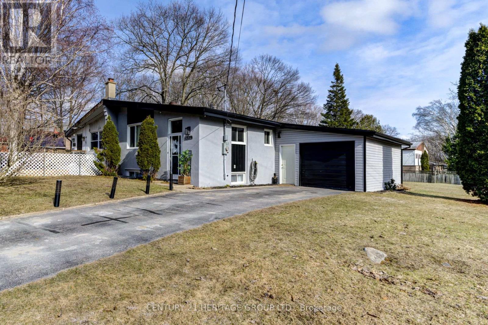 1329 EVERTON ROAD, Midland, Ontario