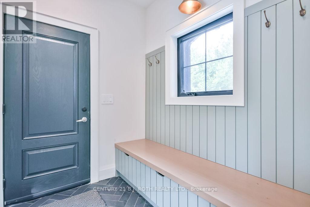 4033 Boyd Road, Severn, Ontario  L0K 2B0 - Photo 13 - S12165739