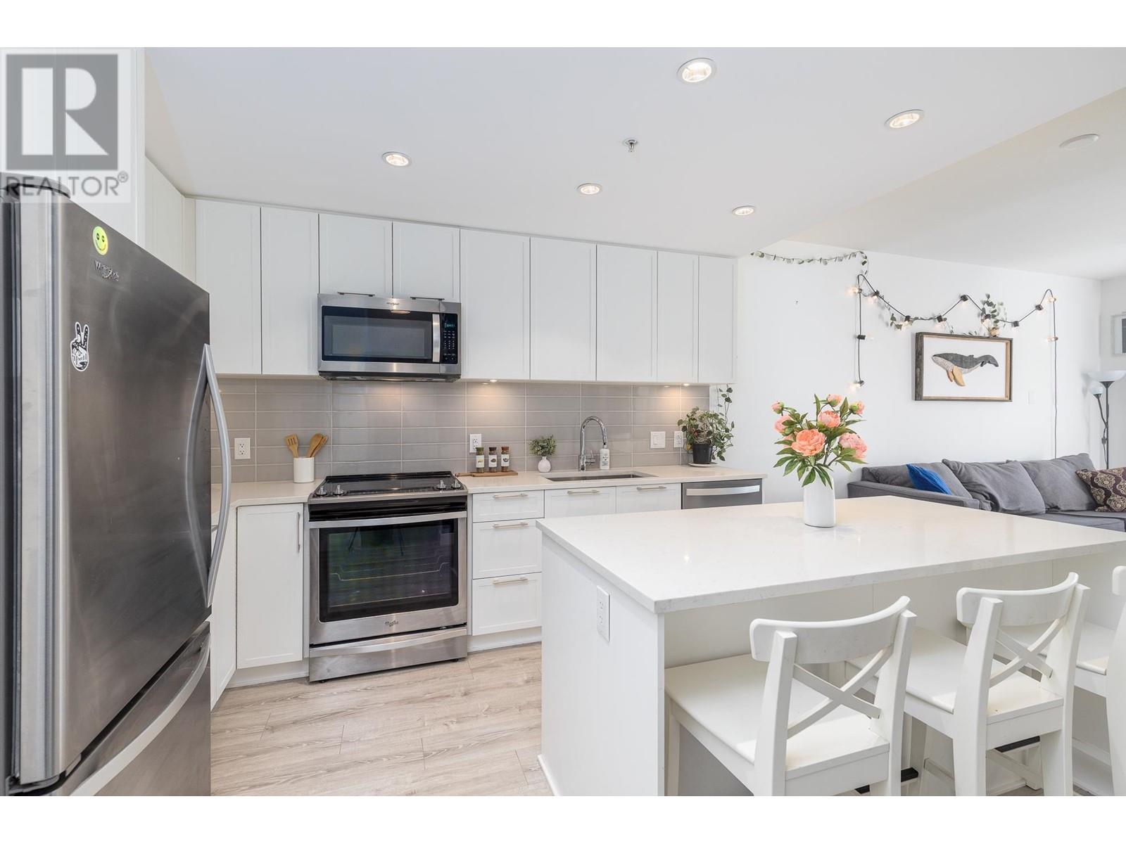 414 2382 Atkins Avenue, Port Coquitlam, British Columbia  V3C 0G7 - Photo 5 - R3005451