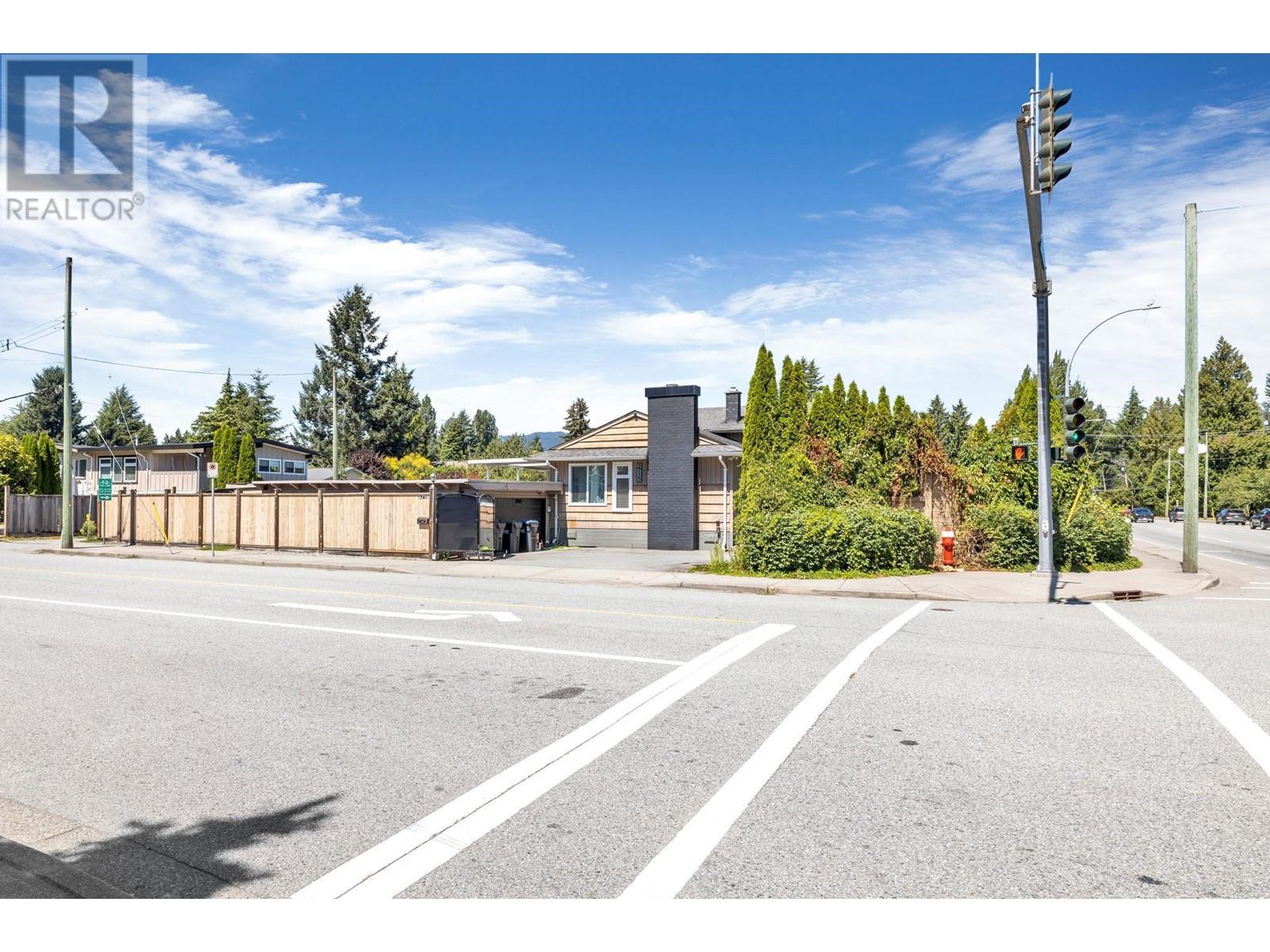2715 Coast Meridian Road, Port Coquitlam, British Columbia  V3B 3M6 - Photo 23 - R3004656