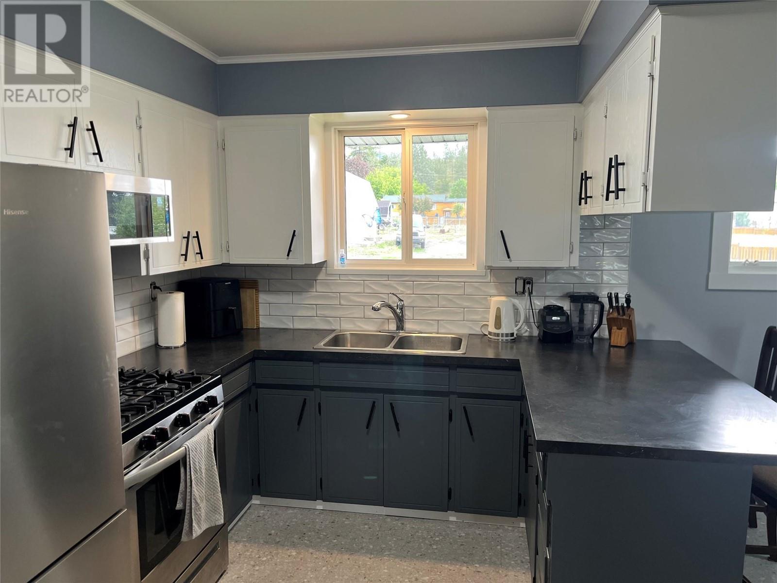552 Lister Road, Kamloops, BC V2H0B7
