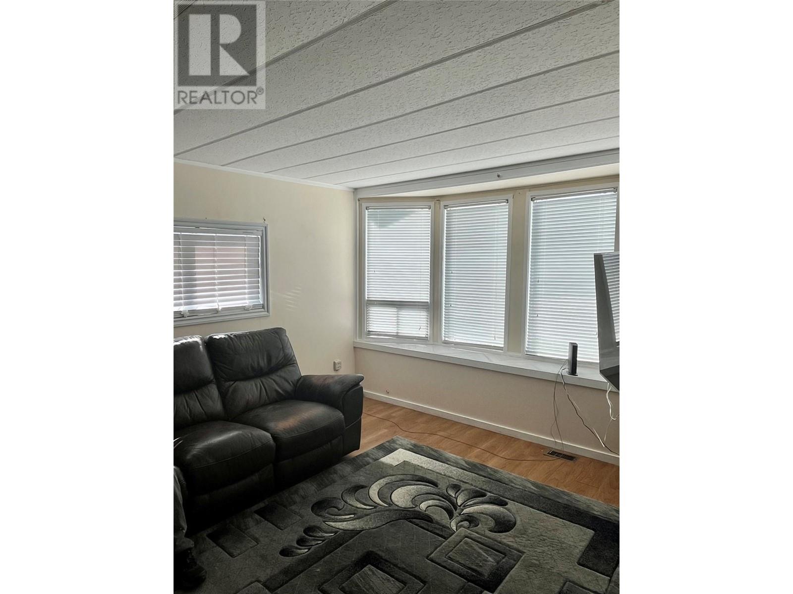 2932 Buckley Road Unit# 9, Sorrento, British Columbia  V0E 2W1 - Photo 13 - 10348756