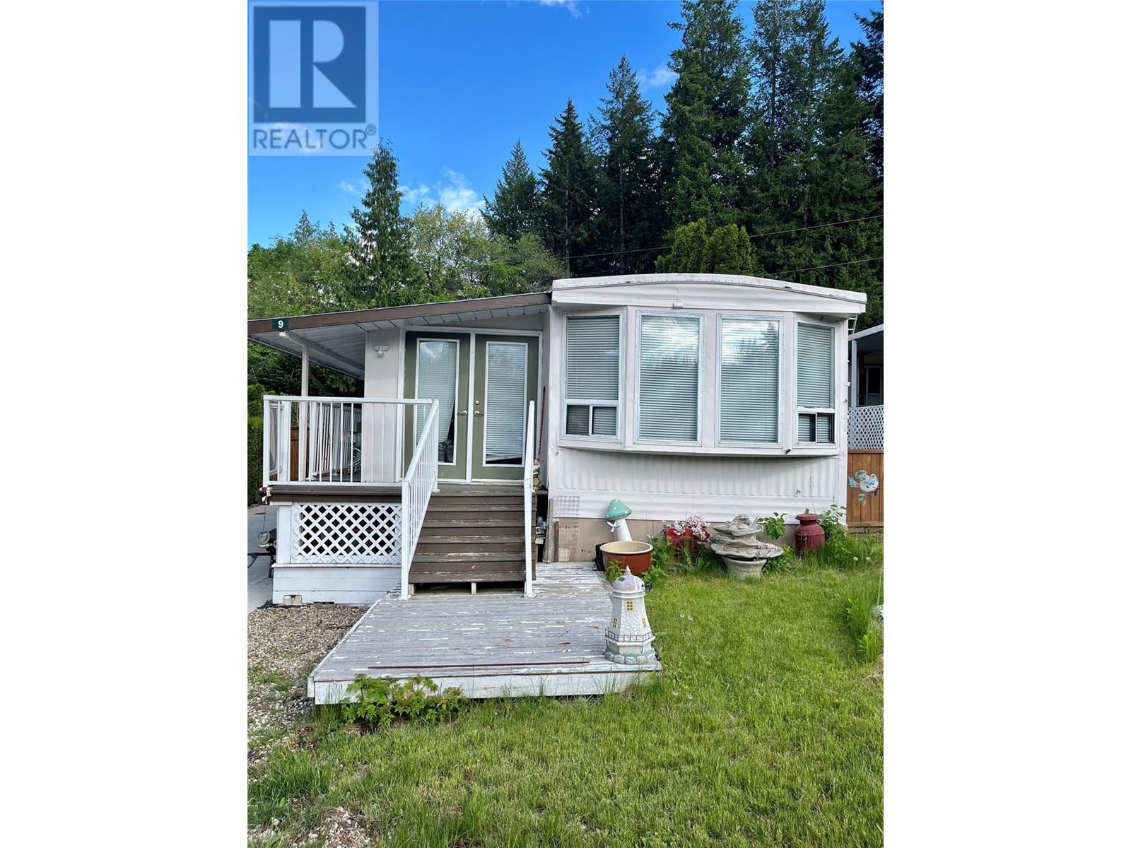 2932 Buckley Road Unit# 9, Sorrento, British Columbia  V0E 2W1 - Photo 2 - 10348756
