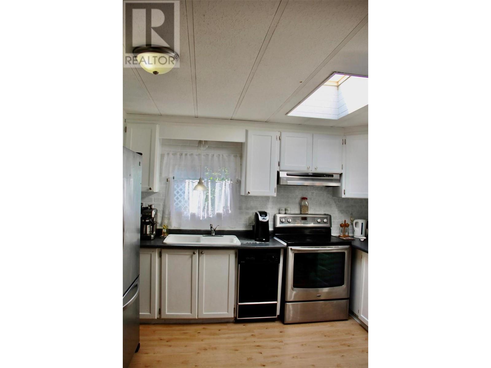 2932 Buckley Road Unit# 9, Sorrento, BC V0E2W1