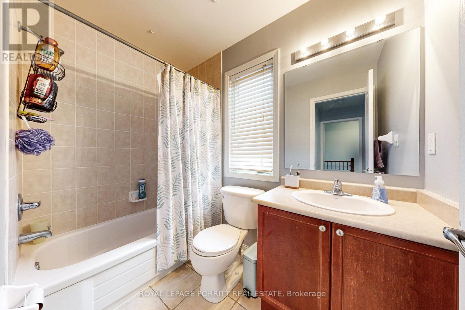 151 Decker Hollow Circle S, Brampton, Ontario  L6X 0L4 - Photo 18 - W12165599
