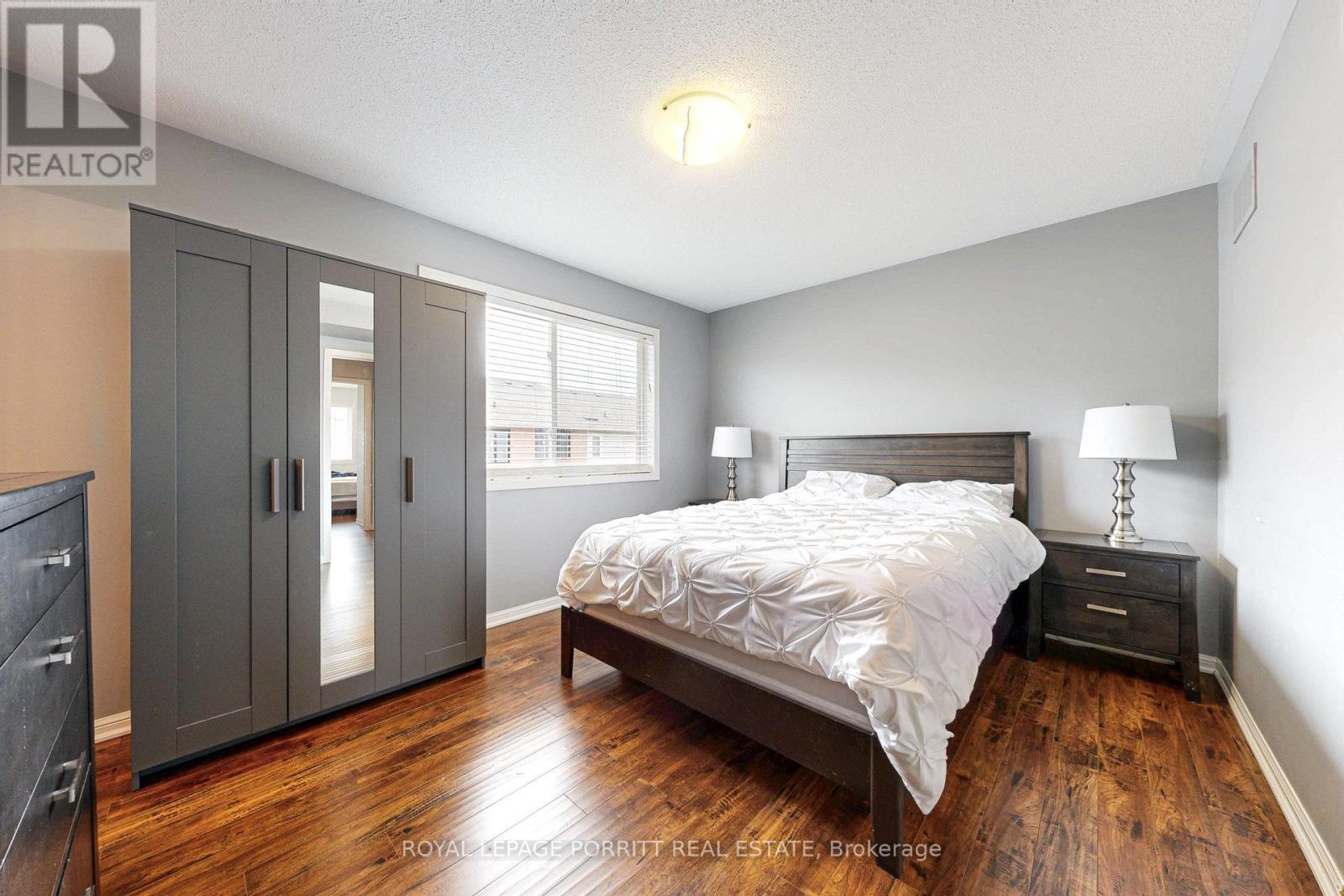 151 Decker Hollow Circle S, Brampton, Ontario  L6X 0L4 - Photo 19 - W12165599