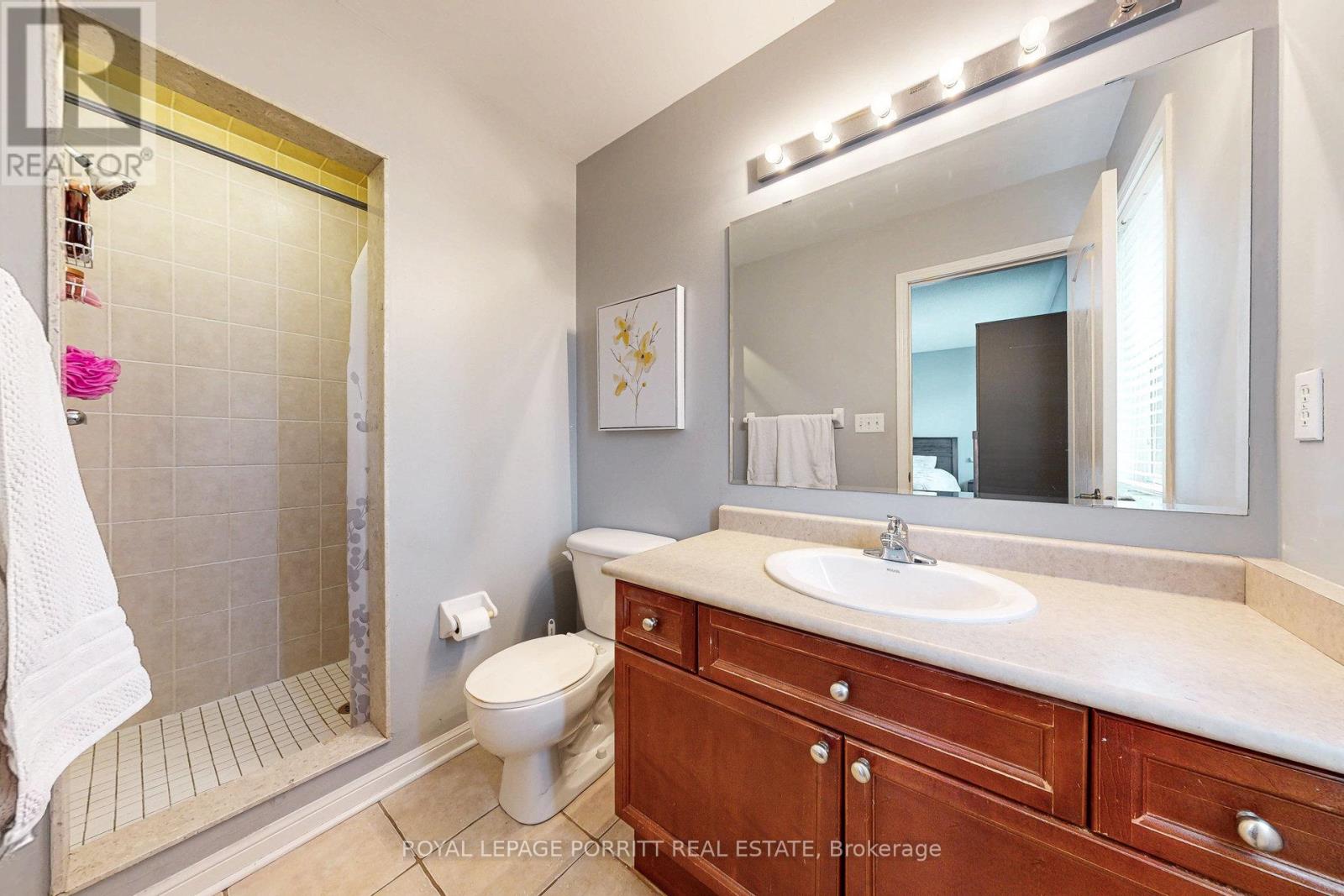 151 Decker Hollow Circle S, Brampton, Ontario  L6X 0L4 - Photo 21 - W12165599