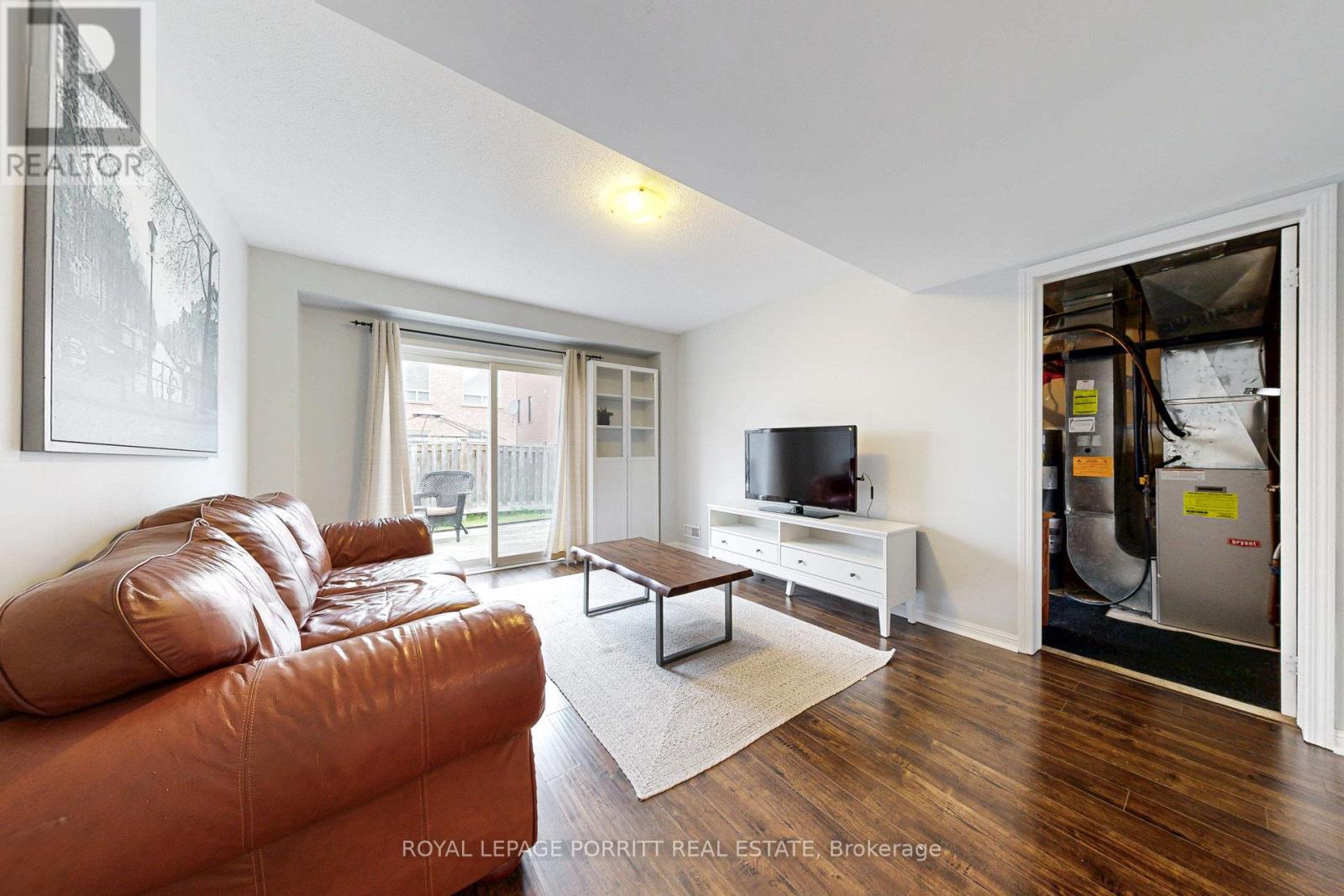 151 Decker Hollow Circle S, Brampton, Ontario  L6X 0L4 - Photo 23 - W12165599