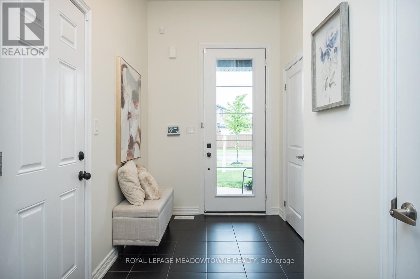 1397 Hamman Way, Milton (Fo Ford), Ontario  L9E 1K4 - Photo 6 - W12165663