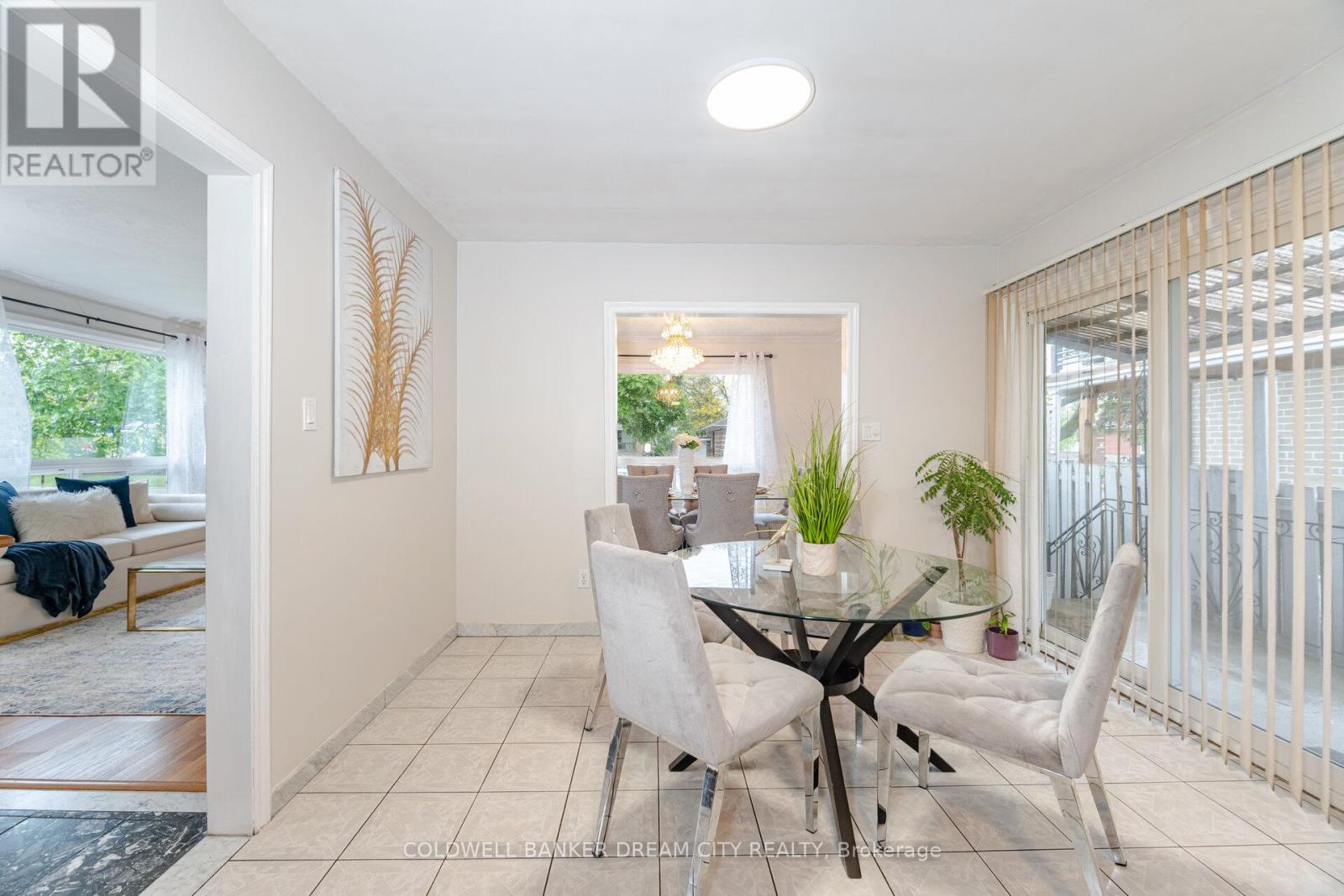 35 Guiness Avenue, Toronto, Ontario  M9W 3L1 - Photo 14 - W12165715