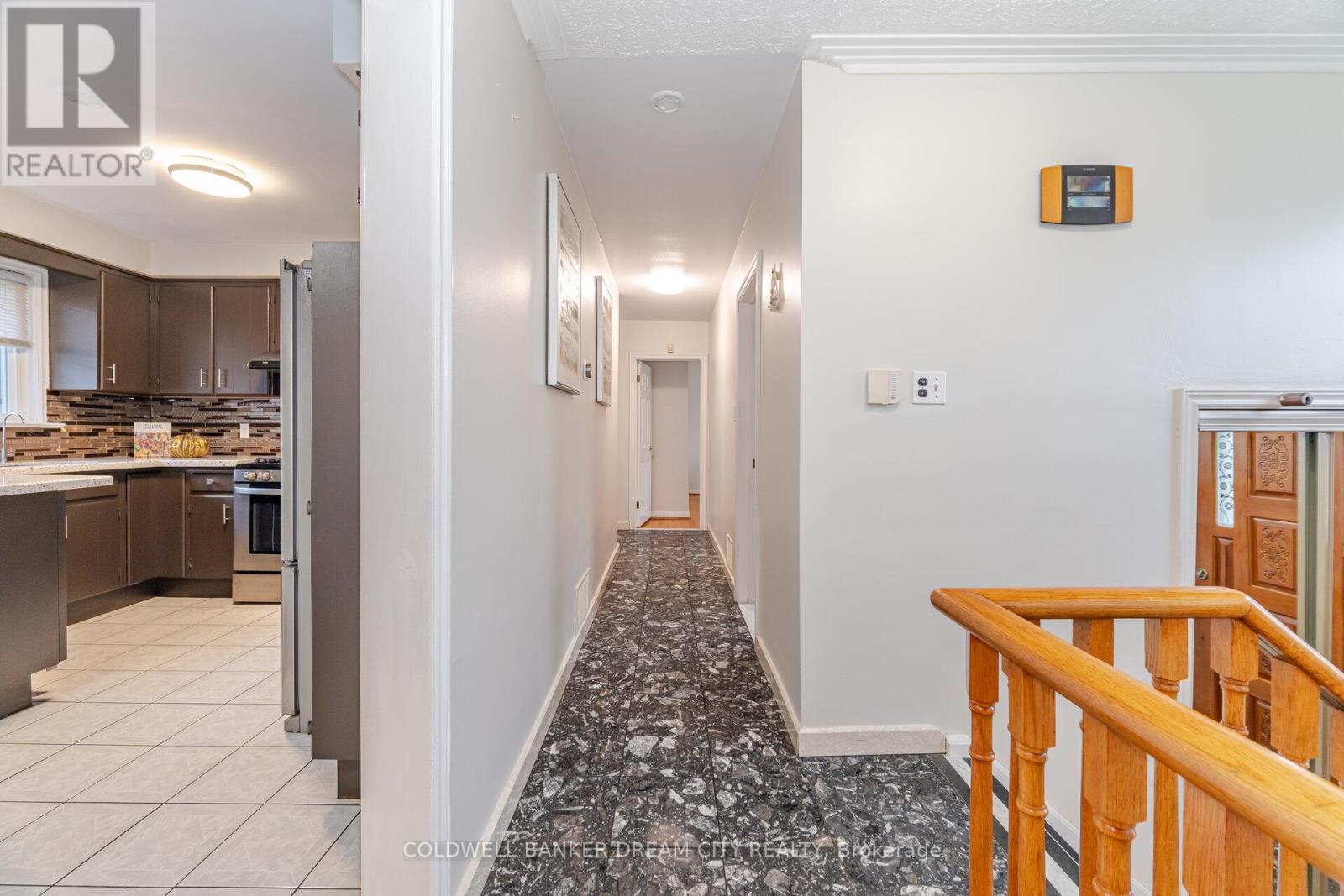 35 Guiness Avenue, Toronto, Ontario  M9W 3L1 - Photo 20 - W12165715