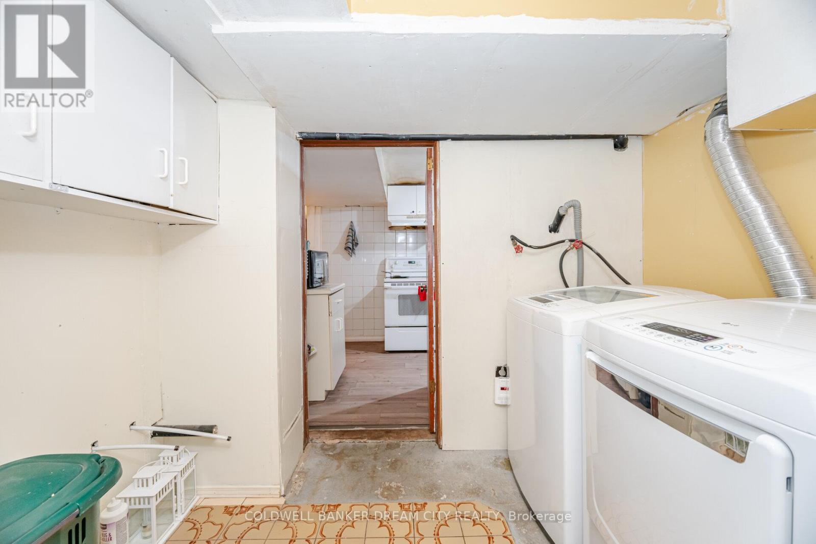 35 Guiness Avenue, Toronto, Ontario  M9W 3L1 - Photo 38 - W12165715
