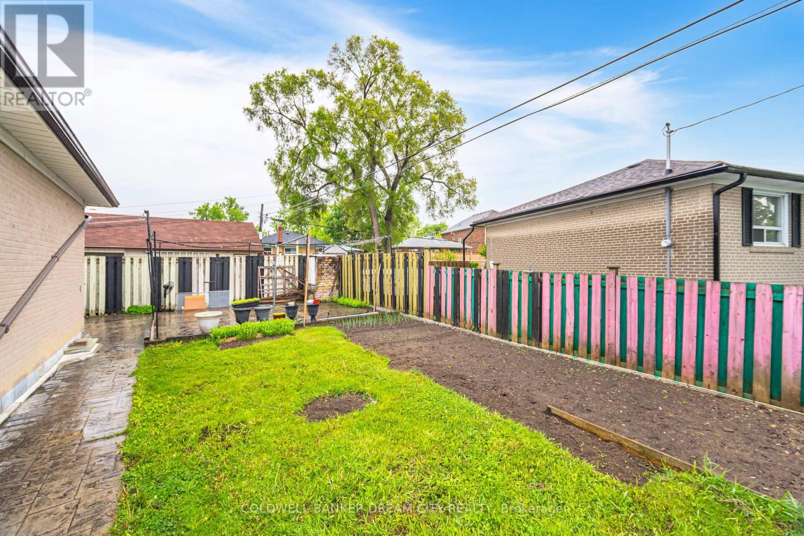 35 Guiness Avenue, Toronto, Ontario  M9W 3L1 - Photo 49 - W12165715