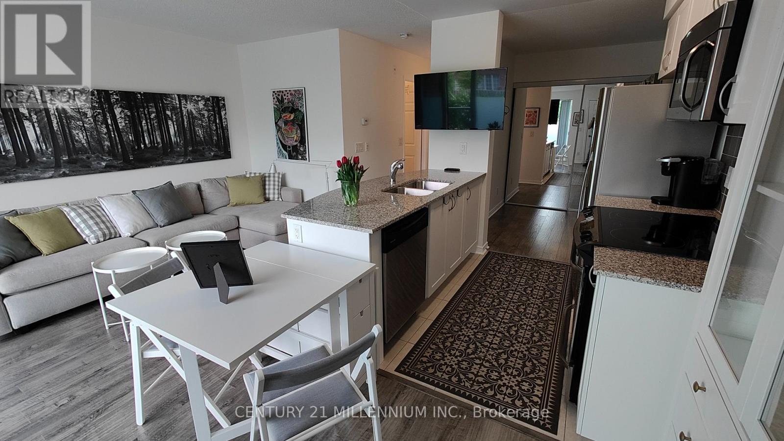 104 - 60 Via Rosedale Way, Brampton, Ontario  L6R 3X6 - Photo 10 - W12165722