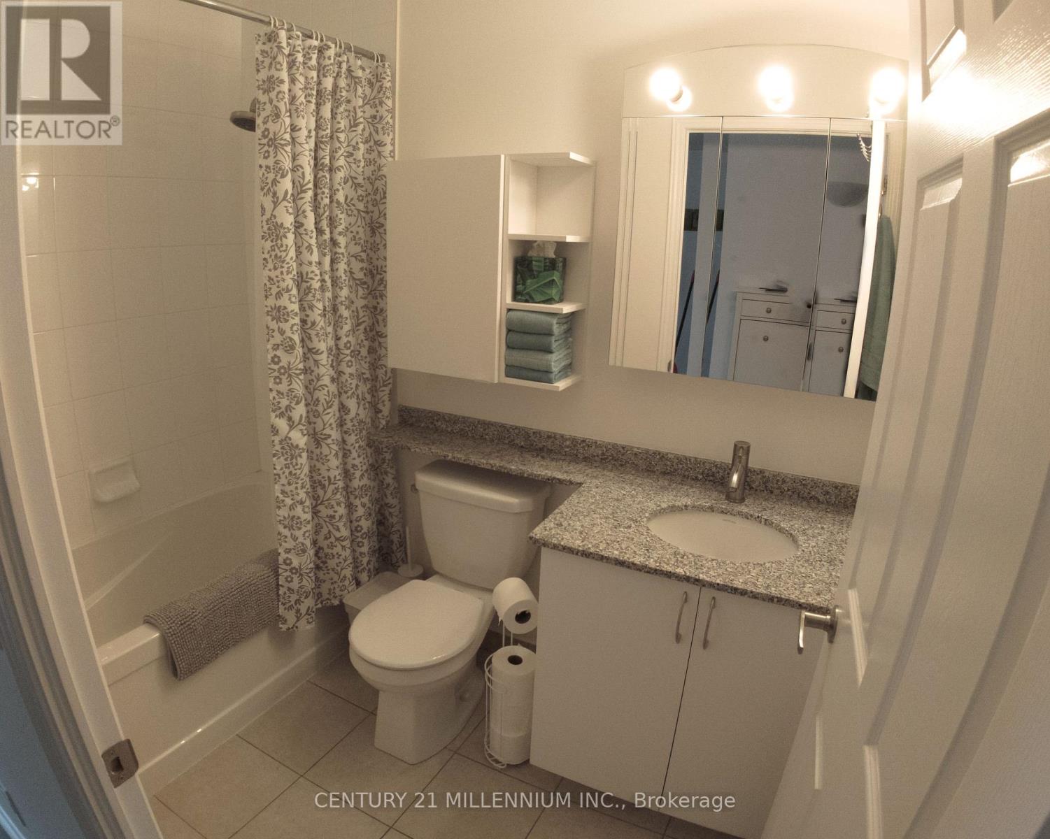 104 - 60 Via Rosedale Way, Brampton, Ontario  L6R 3X6 - Photo 8 - W12165722