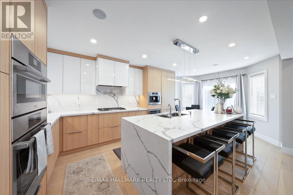 3326 Dovetail Mews, Mississauga (Erin Mills), Ontario  L5L 5E8 - Photo 3 - W12165731