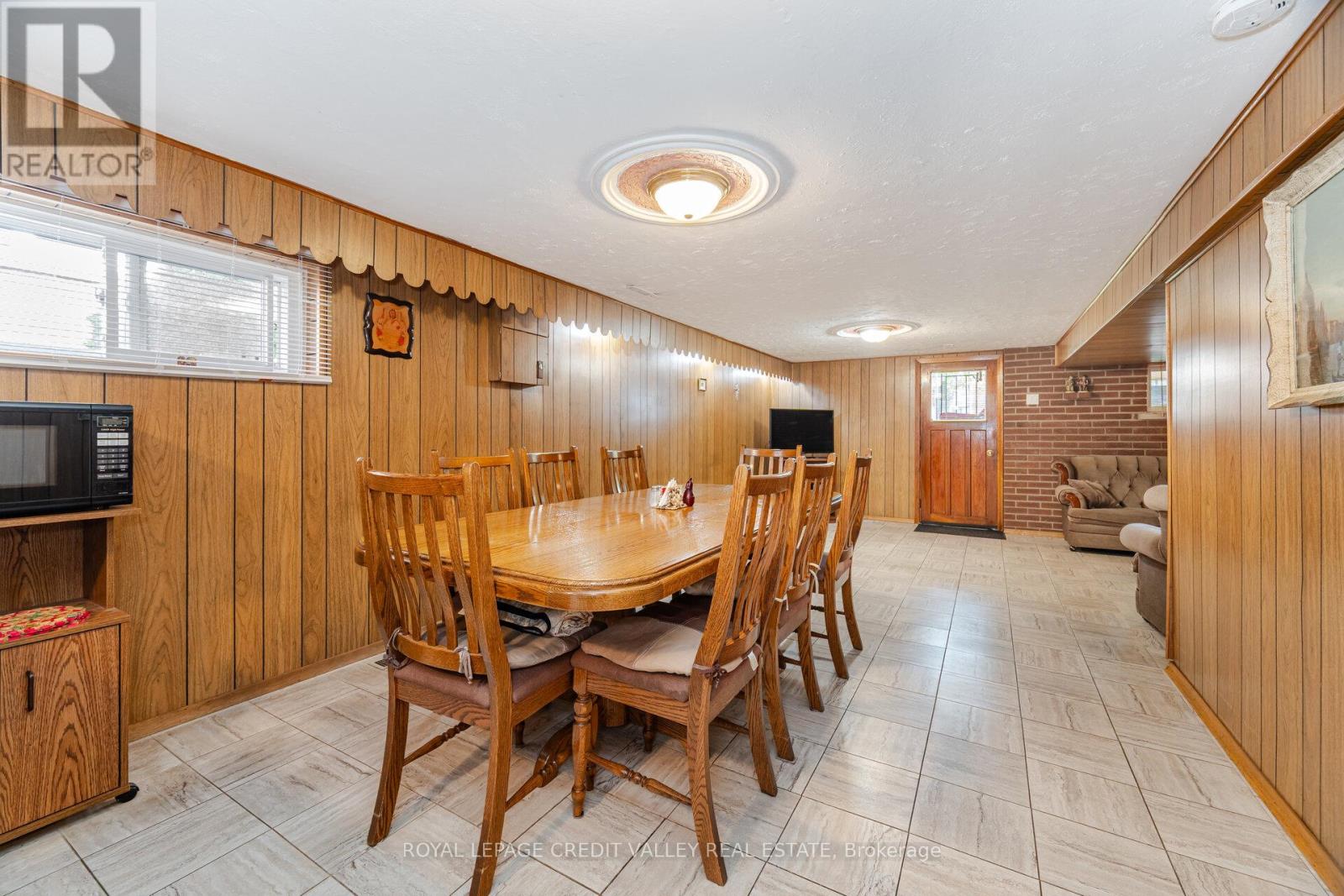 55 Shoreham Drive, Toronto (Black Creek), Ontario  M3N 1S7 - Photo 38 - W12165747