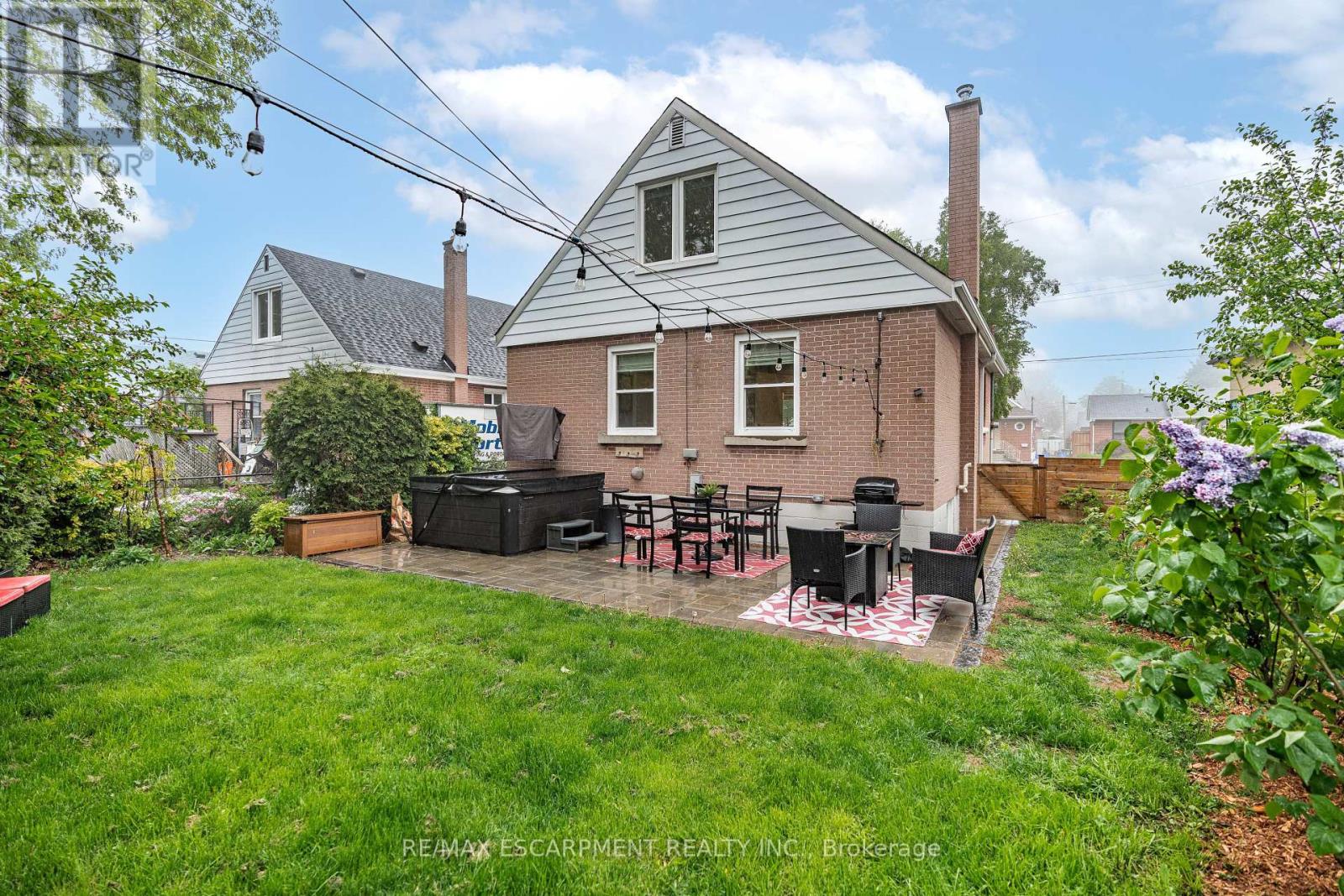 342 East 15th Street, Hamilton, Ontario  L9A 4G5 - Photo 45 - X12165532