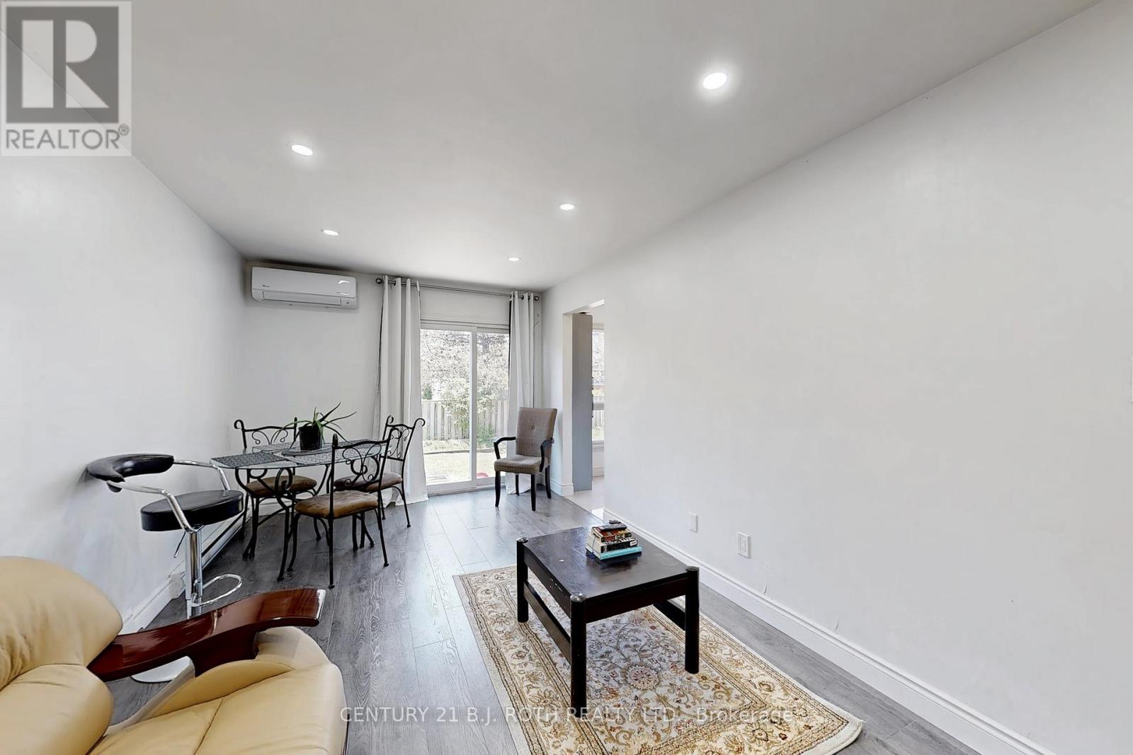 Property at 113 ALBERT STREET S image 5