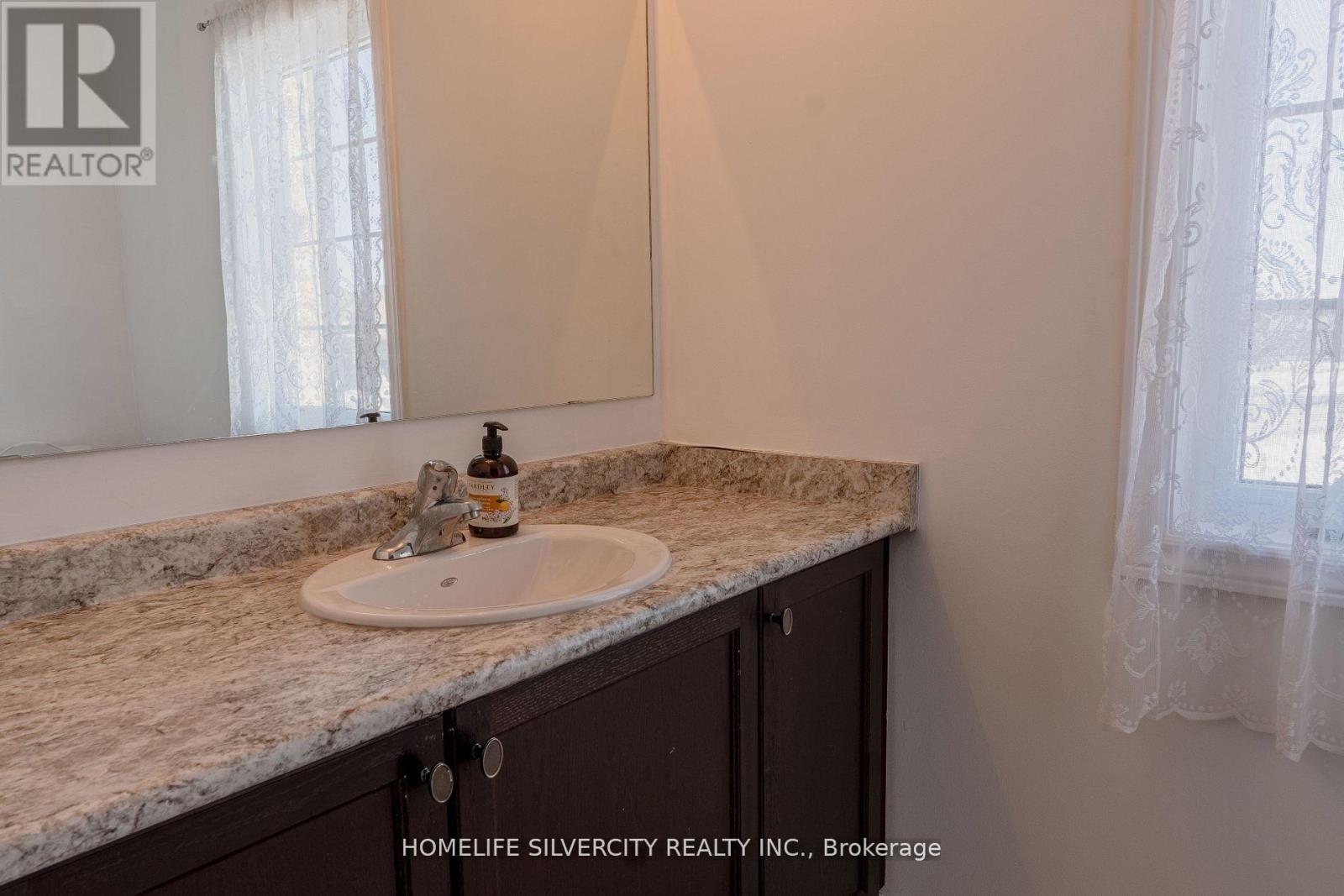12 Summer Breeze Drive, Quinte West, Ontario  K0K 1L0 - Photo 37 - X12165615