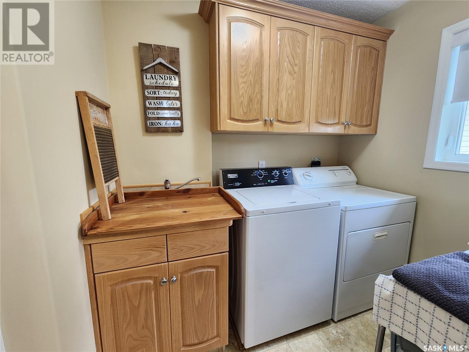 225 3rd Street, Weyburn Rm No. 67, Saskatchewan  S0C 1X0 - Photo 35 - SK006771