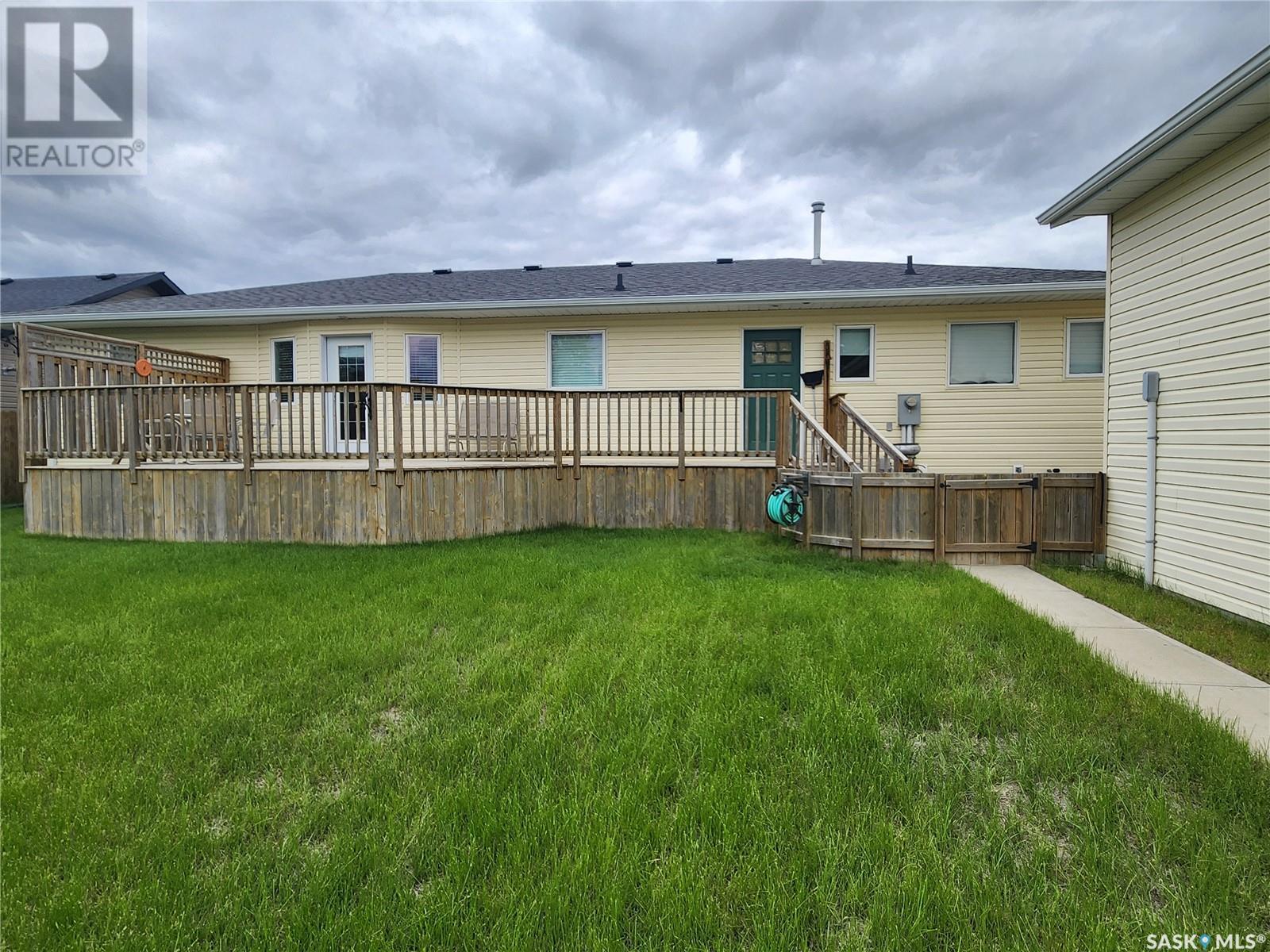 225 3rd Street, Weyburn Rm No. 67, Saskatchewan  S0C 1X0 - Photo 42 - SK006771