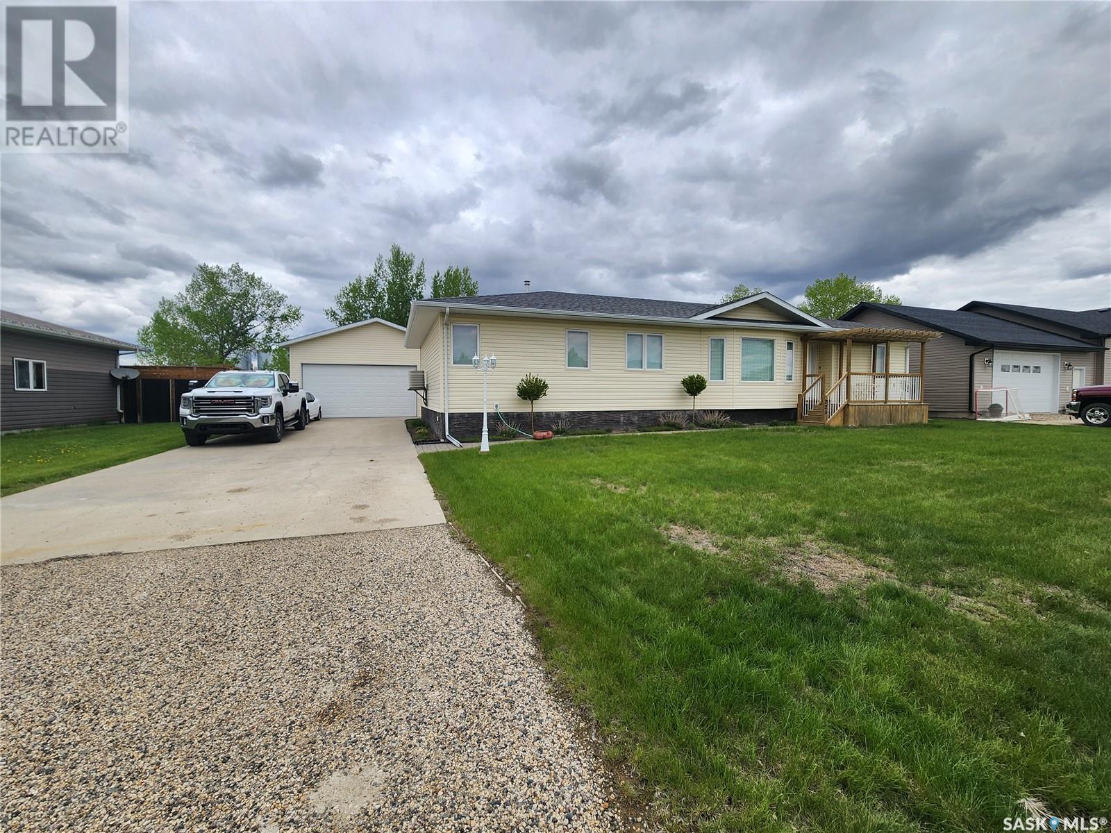 225 3rd Street, Weyburn Rm No. 67, Saskatchewan  S0C 1X0 - Photo 45 - SK006771