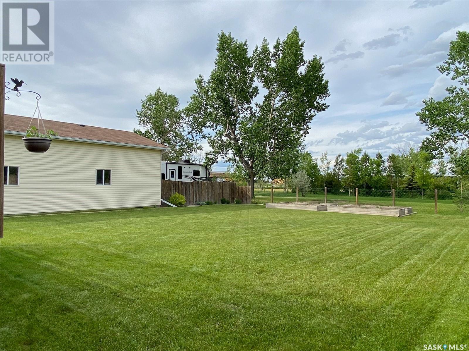225 3rd Street, Weyburn Rm No. 67, Saskatchewan  S0C 1X0 - Photo 49 - SK006771