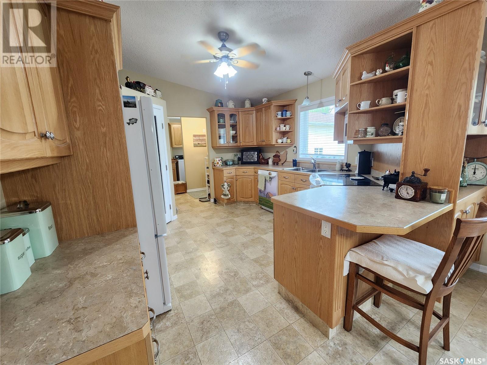 225 3rd Street, Weyburn Rm No. 67, Saskatchewan  S0C 1X0 - Photo 8 - SK006771