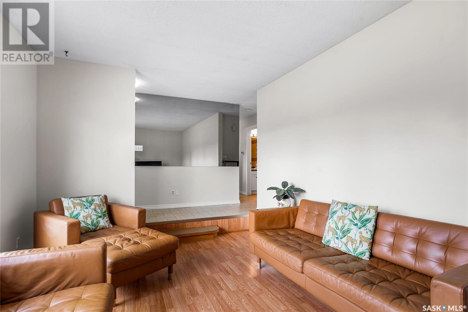 Property at 9 Bow COURT image 5